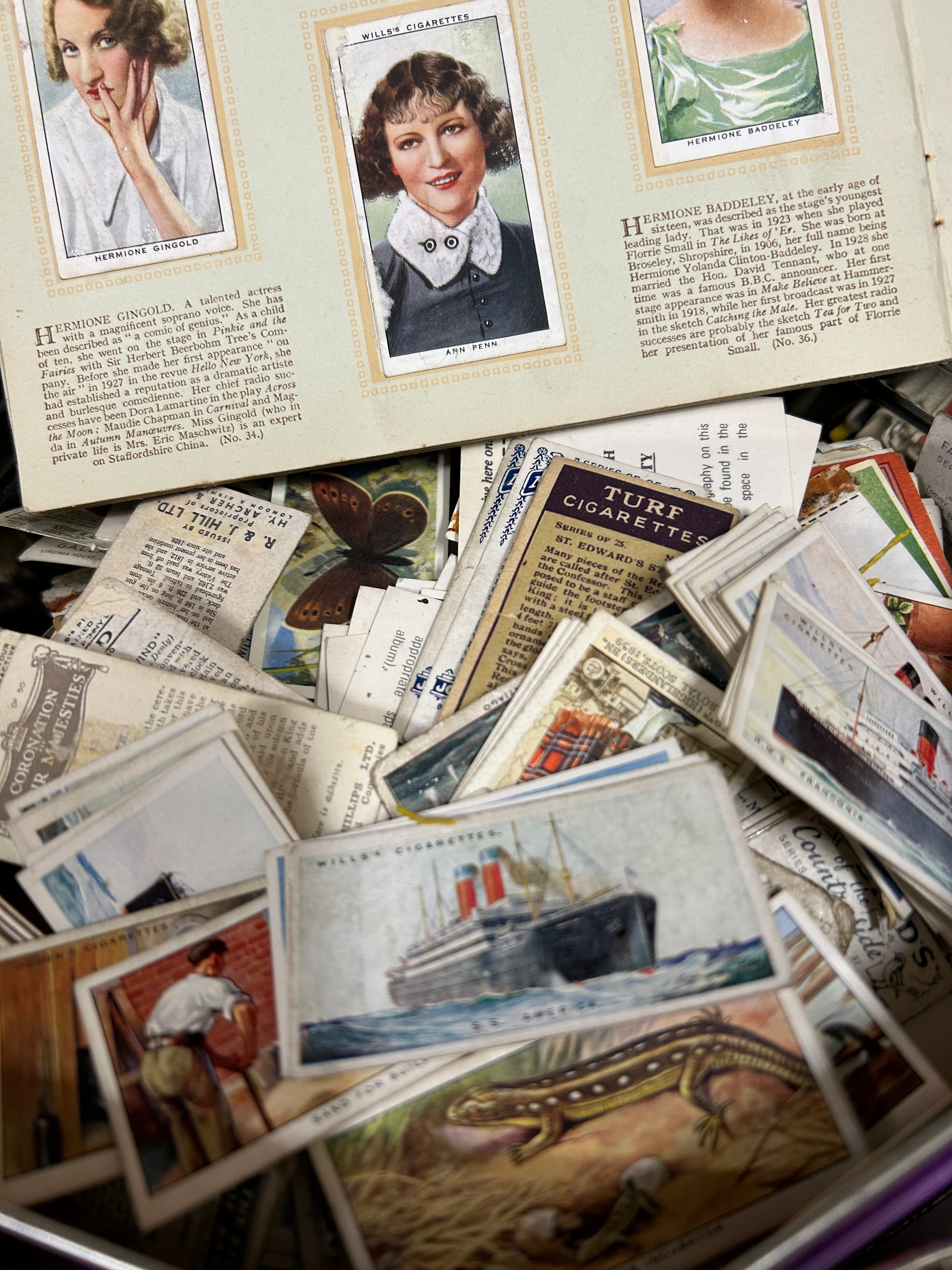 A very large quantity of cigarette cards, majority loose, some in picture albums. Wills, Hignett' - Bild 6 aus 7