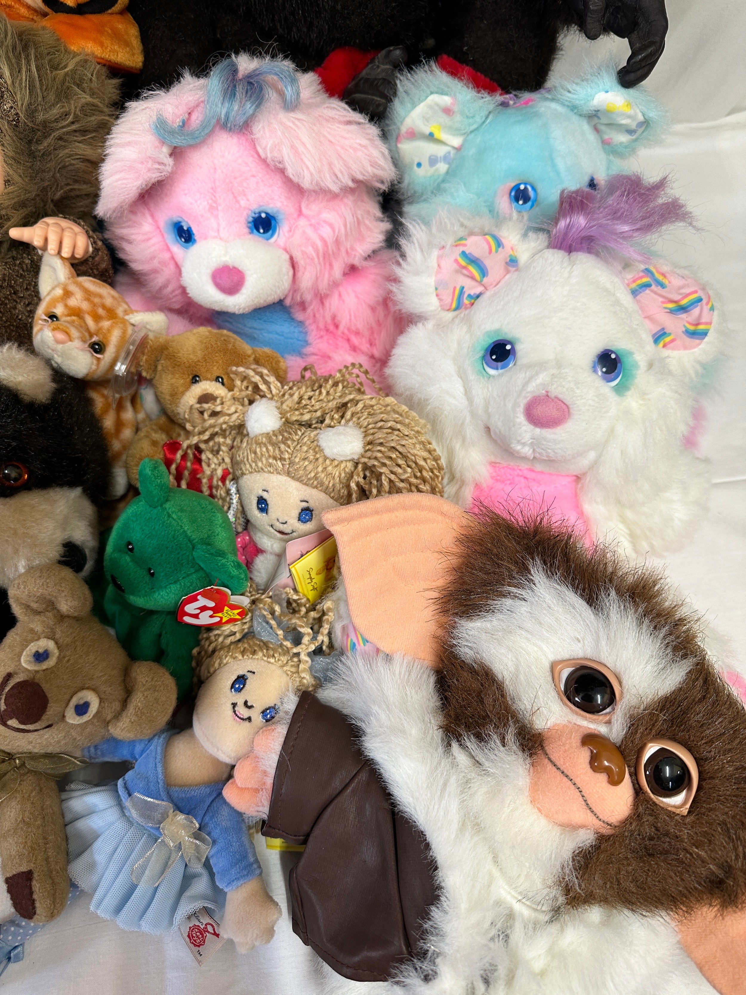 A collection of soft toys to include Keel, Brush a Love by Matchbox, Ty Beanie Babies, Anne - Bild 2 aus 8