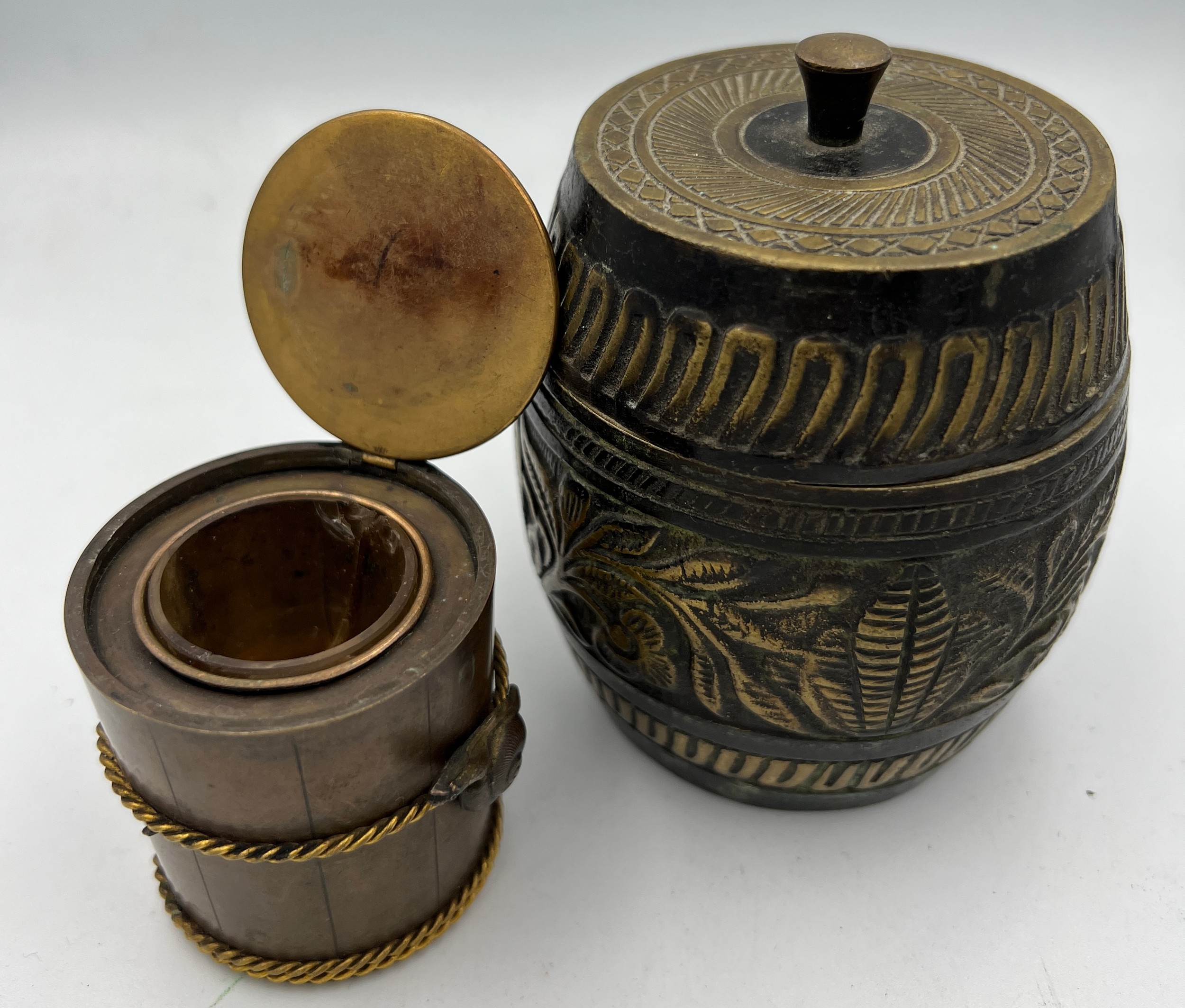 A Japanese brass and copper inkwell, 5.5cm h together with a brass lidded pot. - Image 4 of 7