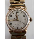 A gentleman's Bulova vintage Self Winding gold plated wristwatch on expanding bracelet. Good working