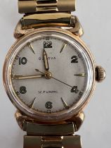 A gentleman's Bulova vintage Self Winding gold plated wristwatch on expanding bracelet. Good working