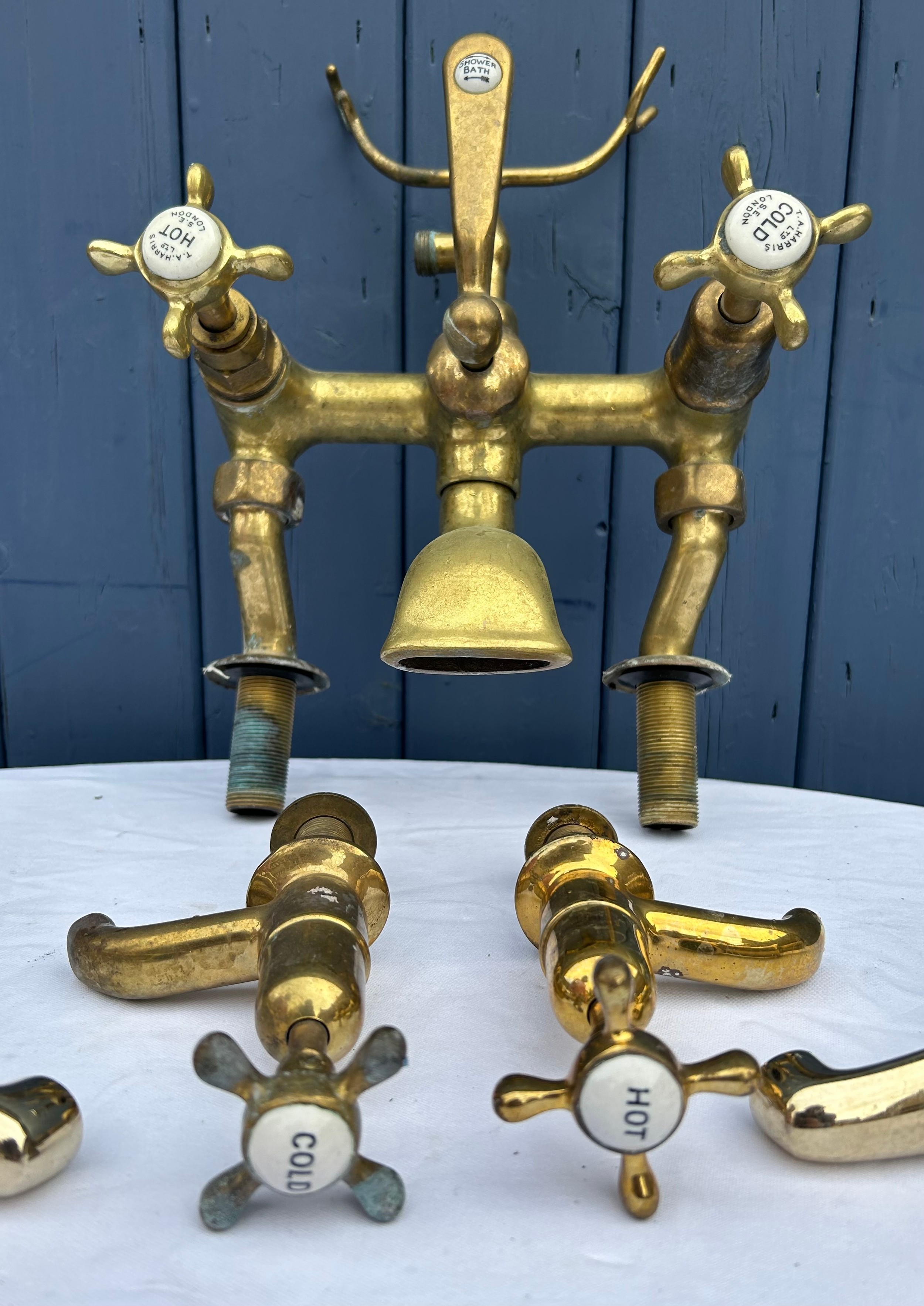 A quantity of brass items to include T.A. Harris Ltd, London bath & shower tap, 2 sets of taps and - Image 2 of 4