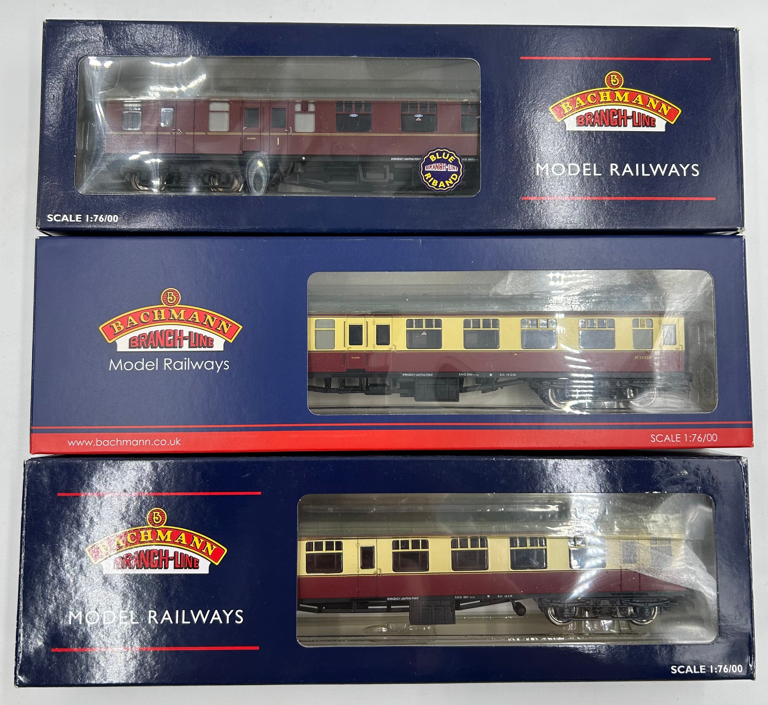 Six boxed Bachmann rolling stock carriages and a Locomotive OO gauge to include 39-077D BR mk1 bsk - Bild 3 aus 8