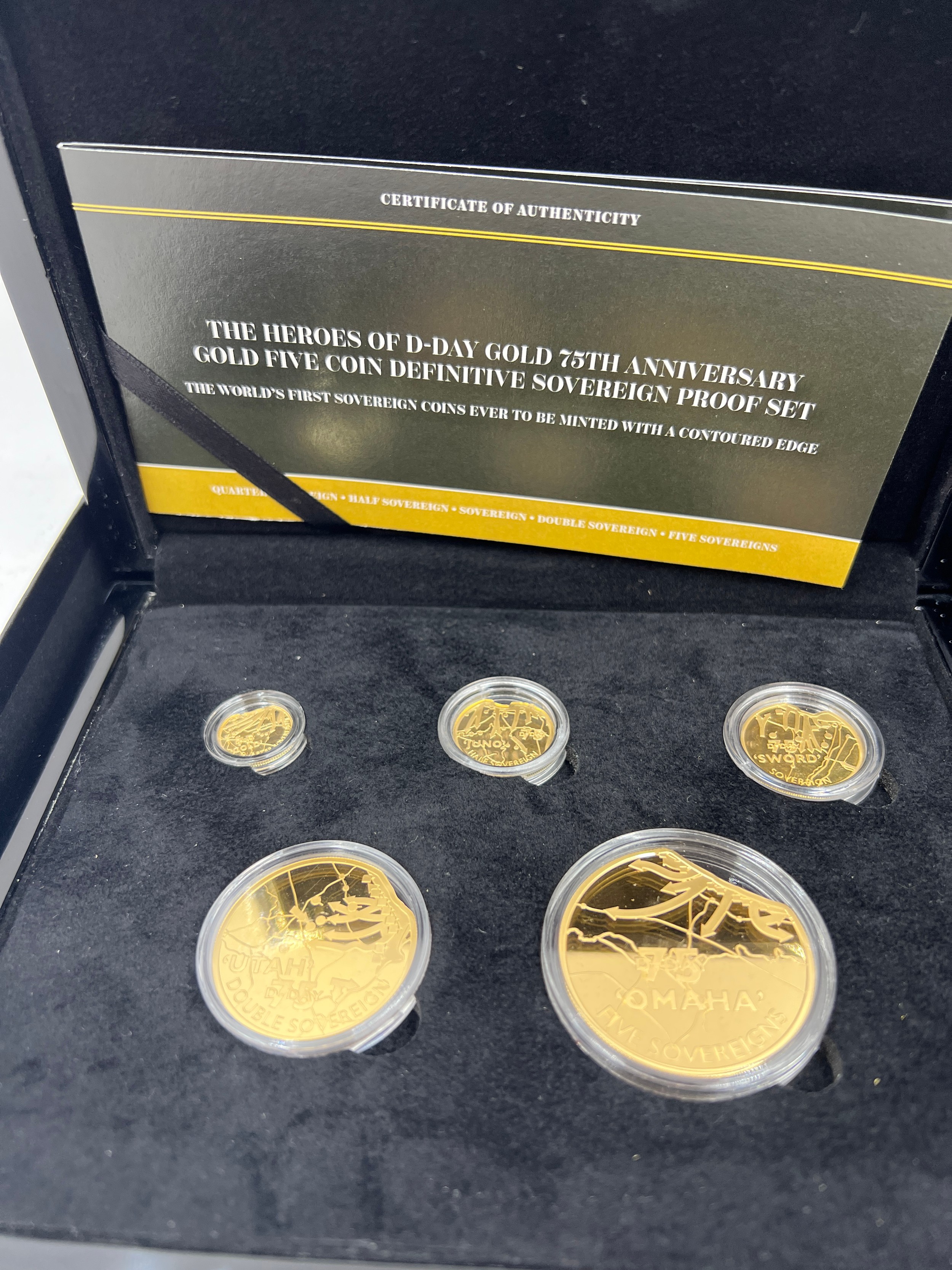 A cased set of gold coins by Hatton’s of London, The 2019 Heroes of D-Day 75th Anniversary Gold - Image 6 of 6