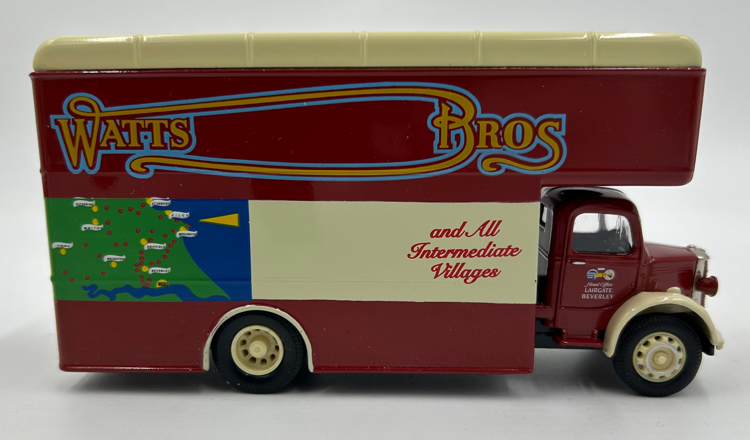 A collection of various die cast vehicles to include Corgi 18301 a Watts Bros of Beverley Bedford - Bild 3 aus 8