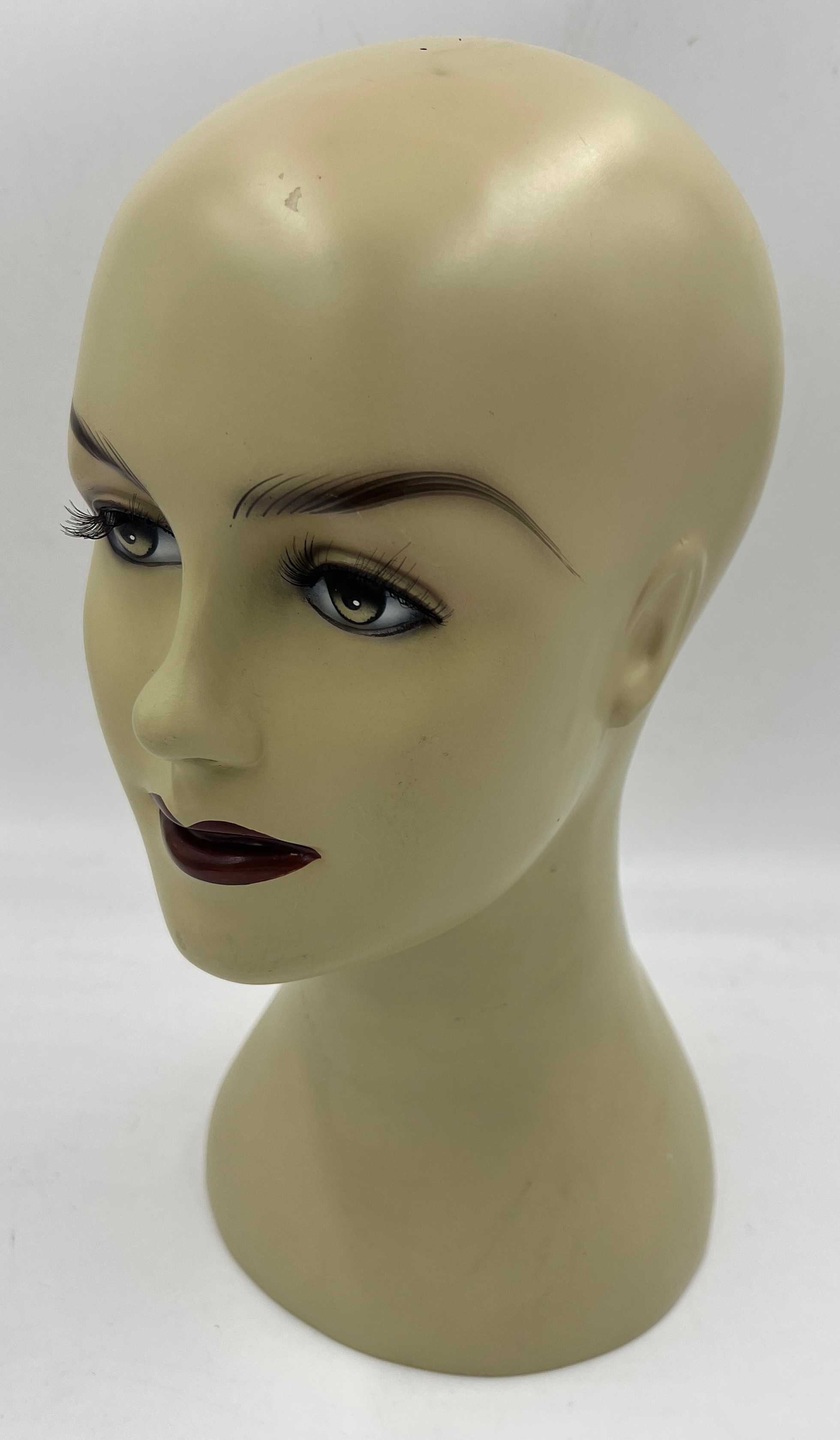 A vintage display head, 37cm h.