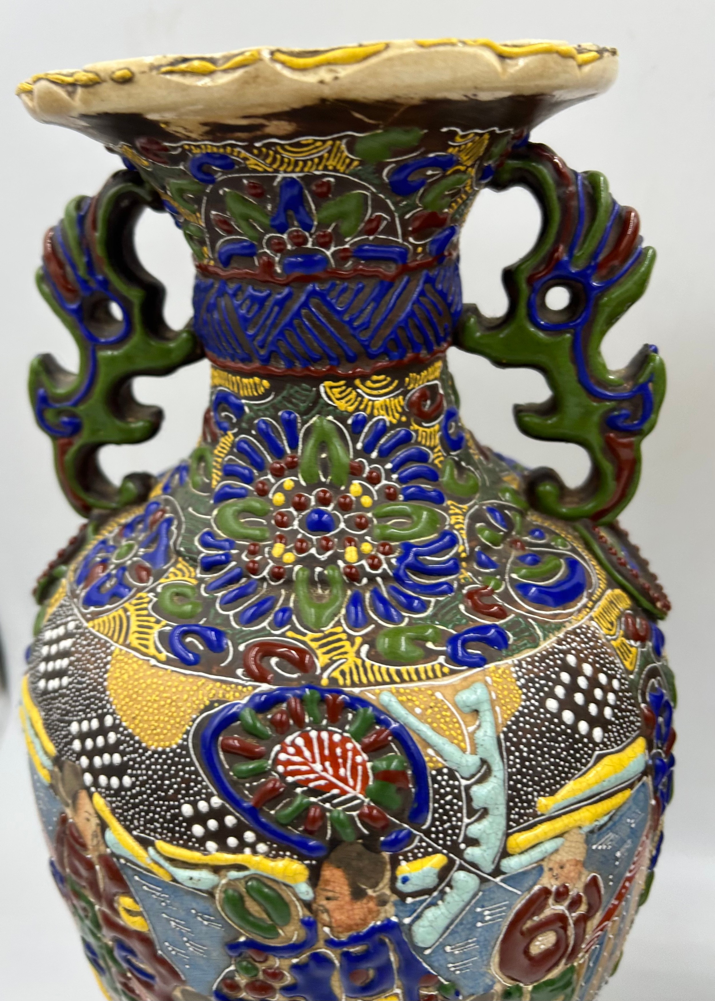 Pair of early 20th Century Japanese Vases (40cm). - Image 3 of 8