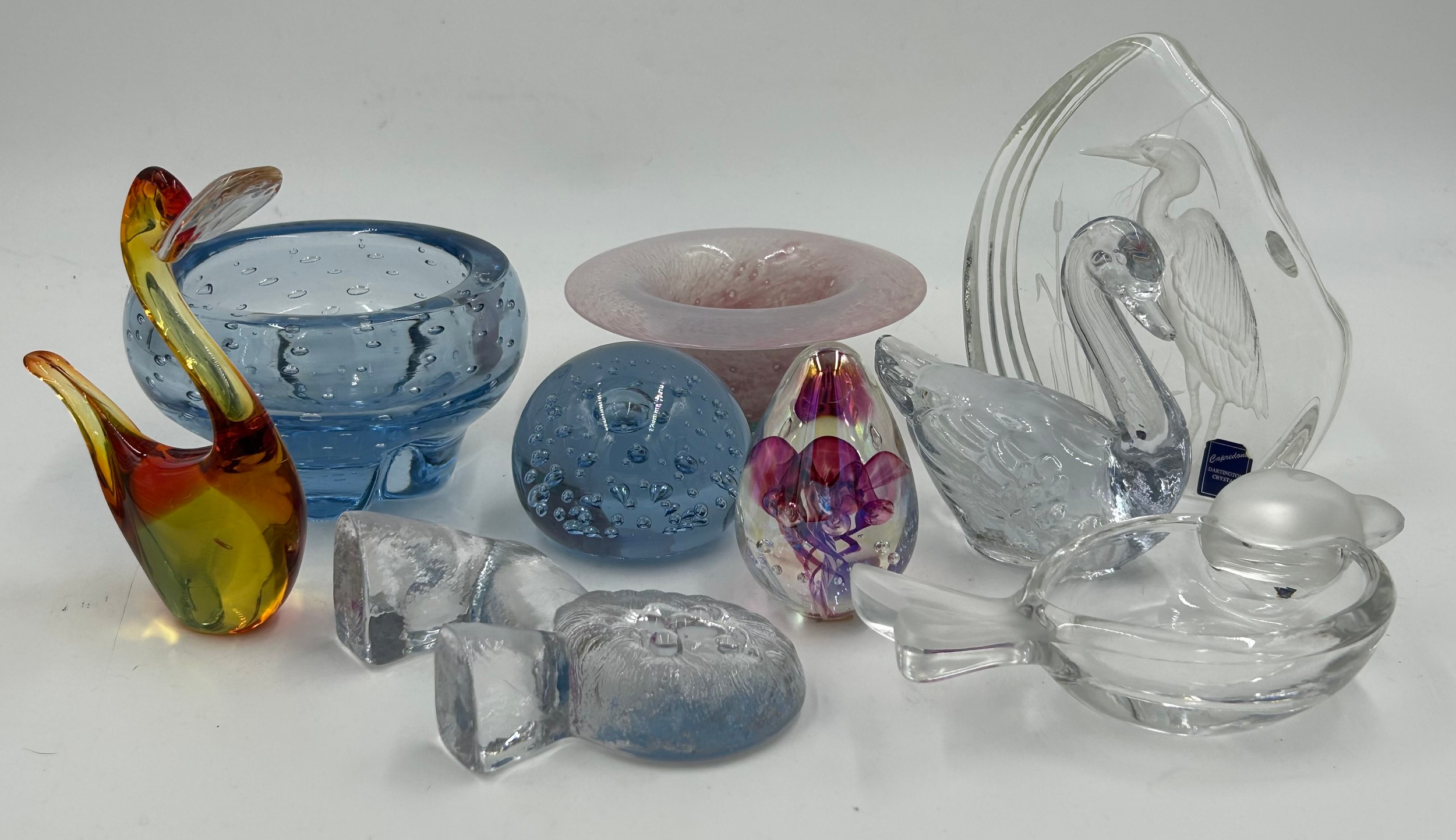 A miscellany to include Dartington crystal heron and lion ornaments, a bullicante paperweight and - Image 4 of 11