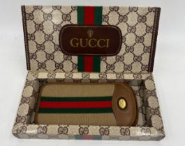 Gucci glasses case in original presentation box. Case measures 17cm x 8cm.