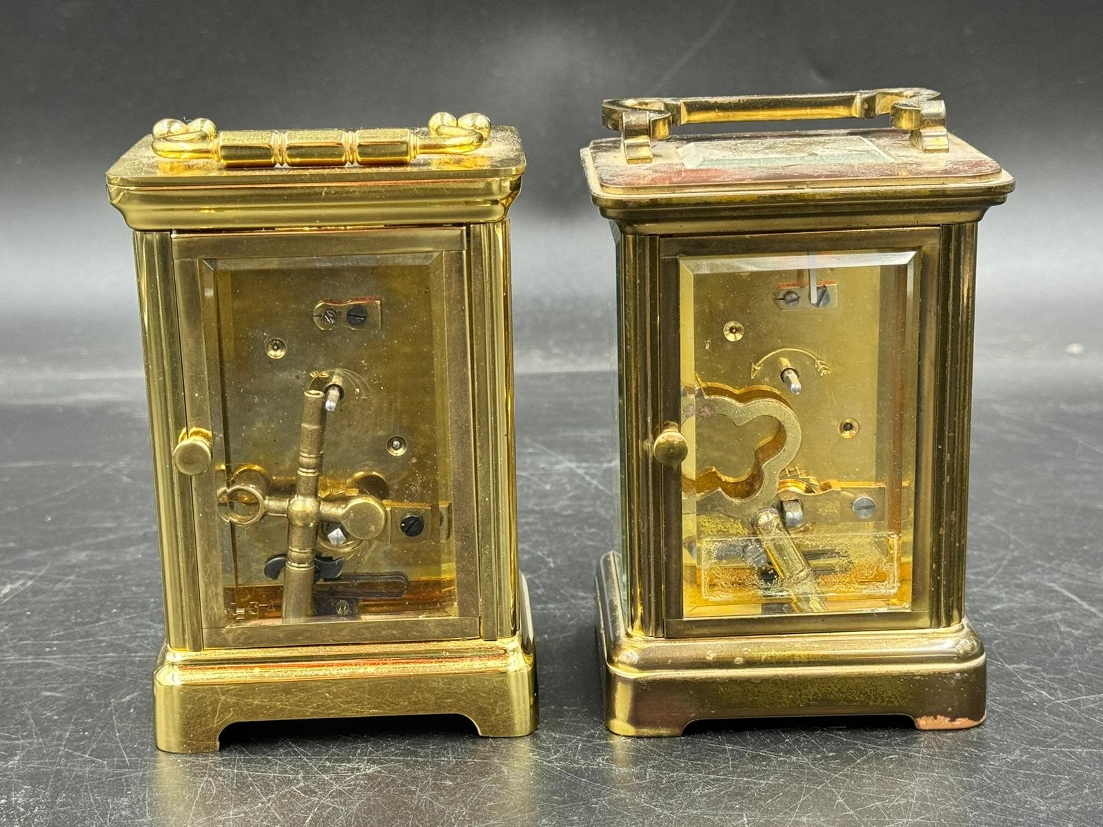 Two brass case carriage clocks to include Garrad & Co London W1 and Henley England marked to back - Image 2 of 11