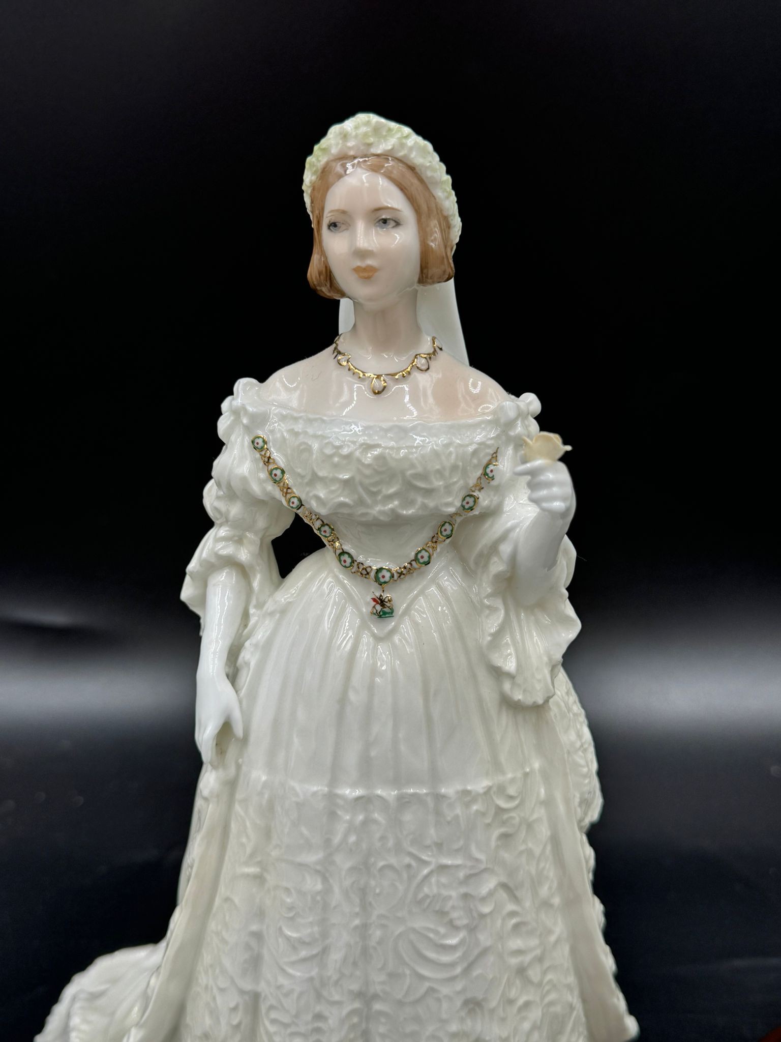 Coalport 'Royal Brides' to include Queen Mary 226/7500, Princess Alexandra (Queen) 2319/7500, - Image 3 of 7