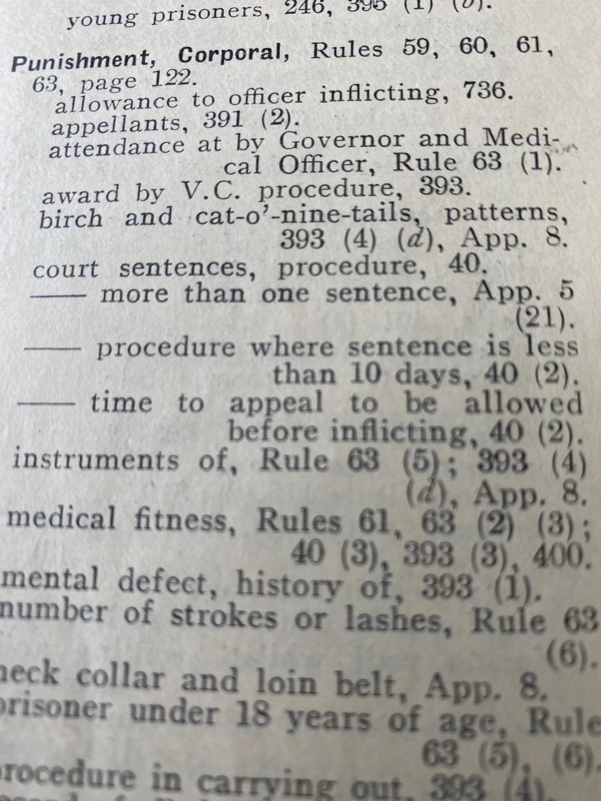 A 1933 Prison Rule book showing a fascinating insight into the early prison system covering such - Bild 4 aus 6