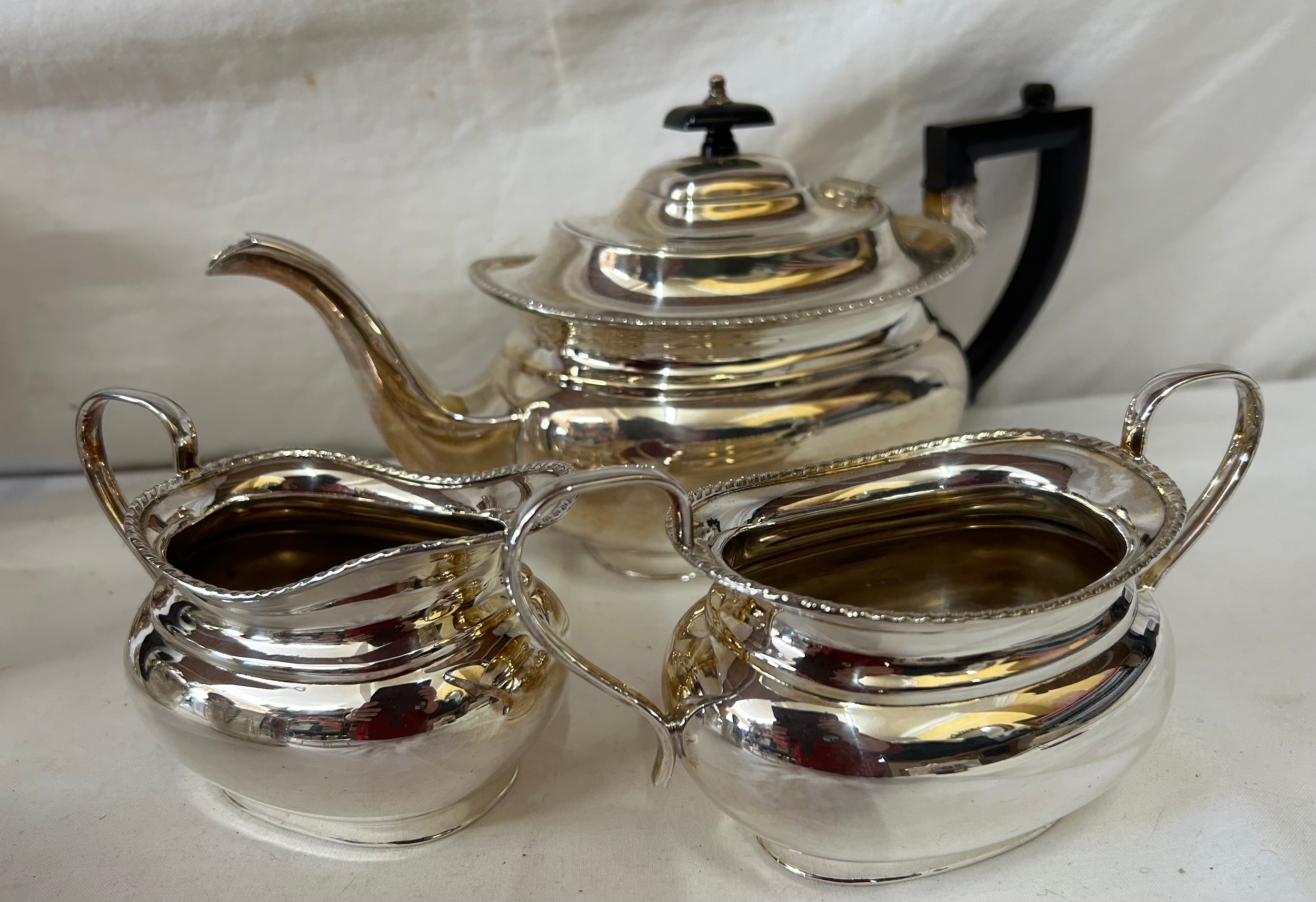 A quantity of good quality silver plated items to include a matching teapot, sugar and milk, - Image 3 of 6