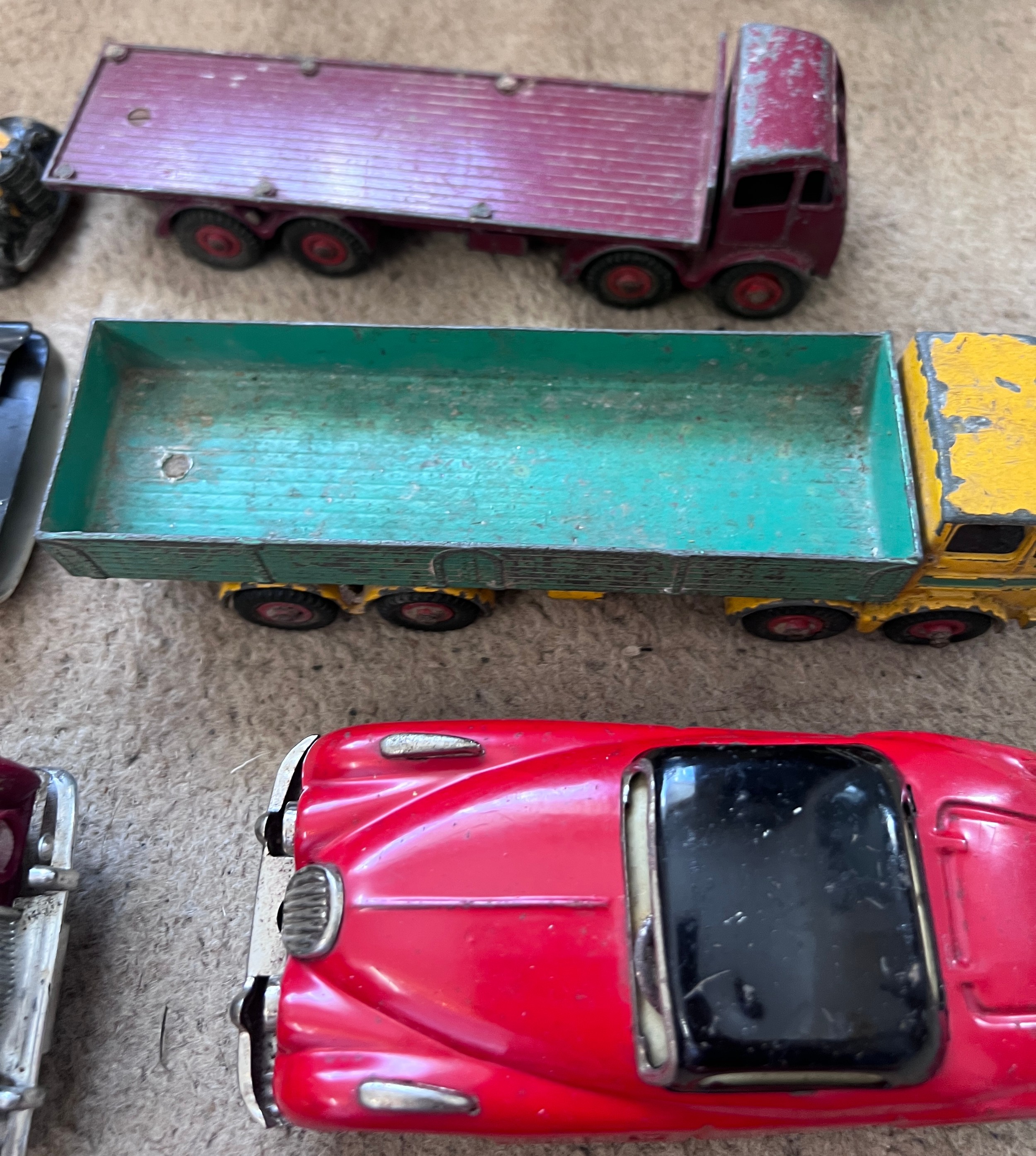 Diecast and tinplate toys to include Dinky Blaw Knox Bulldozer, Dinky Euclid Rear Dump Truck 965, - Image 3 of 12