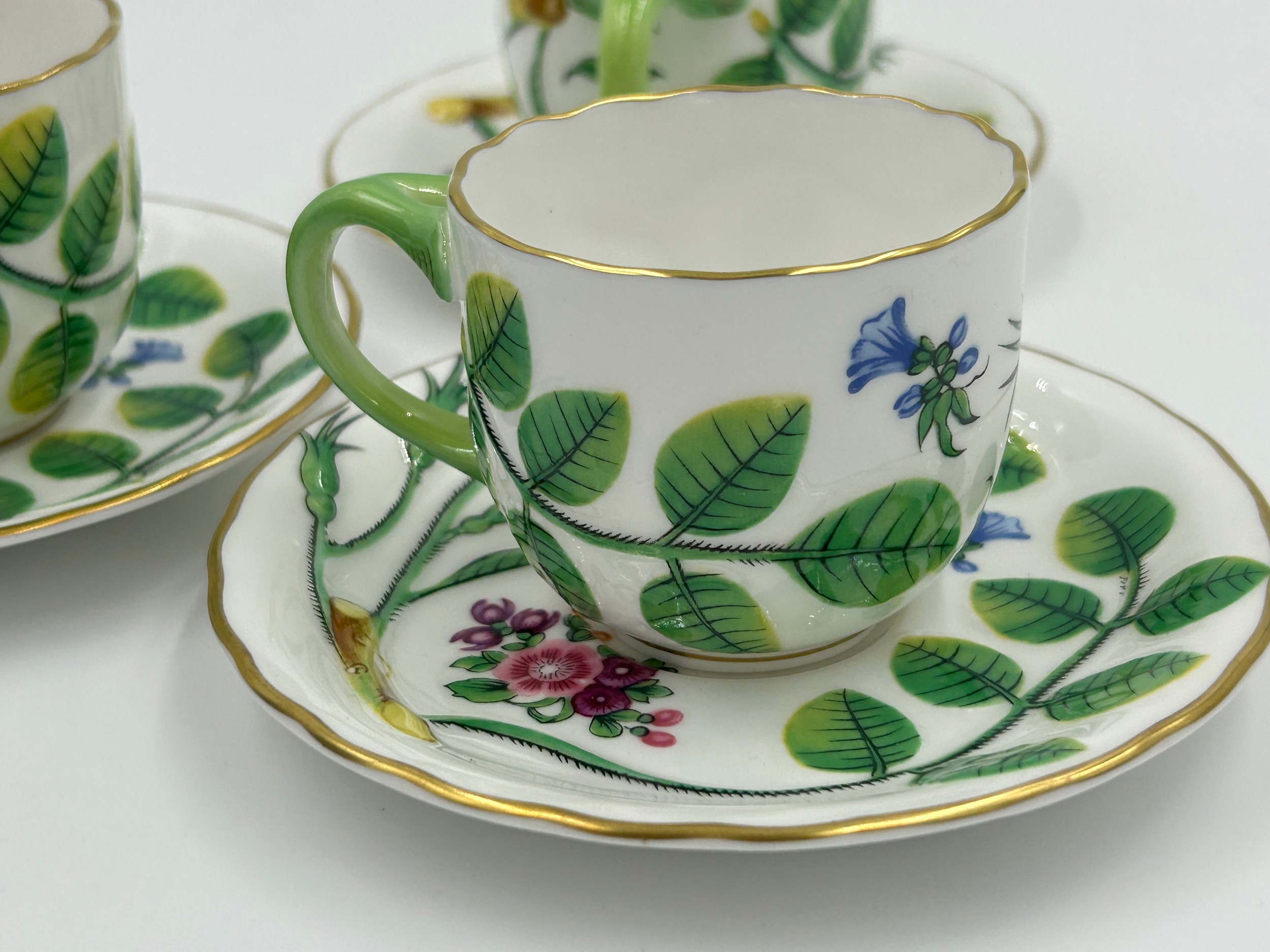 Three Royal Worcester 'Earl of Coventry' Blind Earl relief moulded teacups and saucers (1990),one - Image 4 of 6