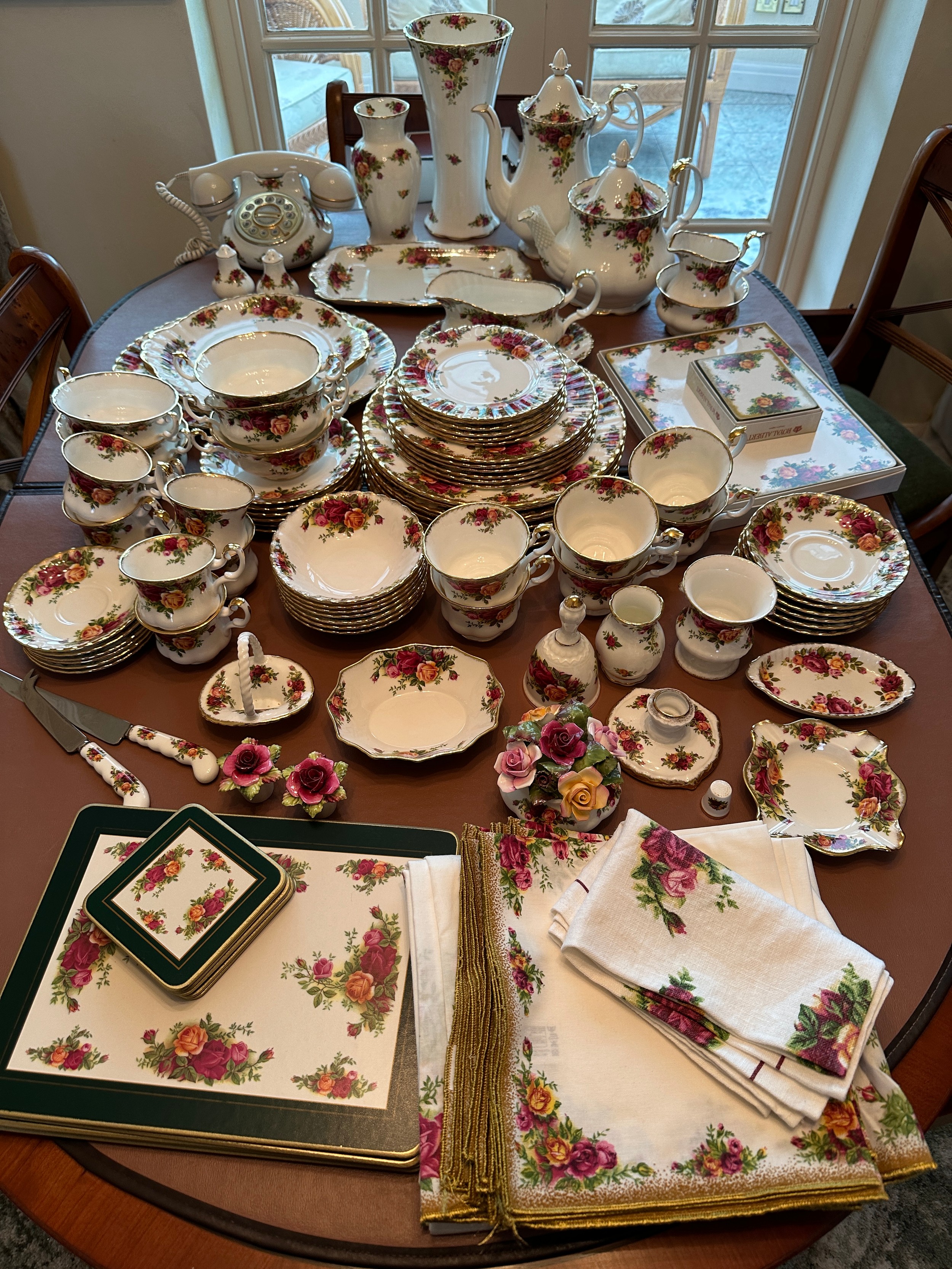 A large quantity of Royal Albert Old Country Roses dinner, tea, coffee and other items to include