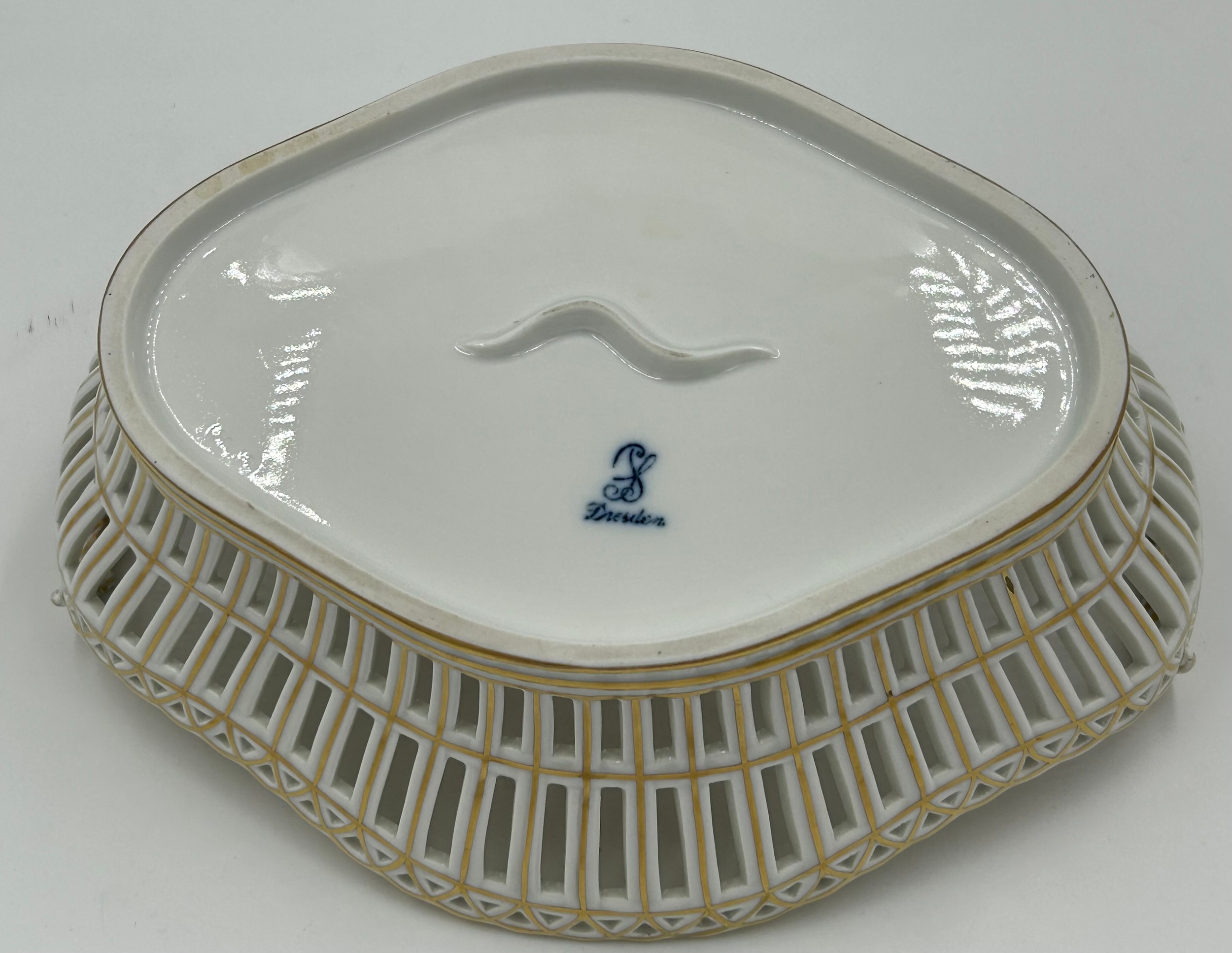 Royal Worcester Figurine 1016 - V12 - 20.5cm along with a Dresden lattice work fruit bowl 24.5cm and - Image 5 of 10