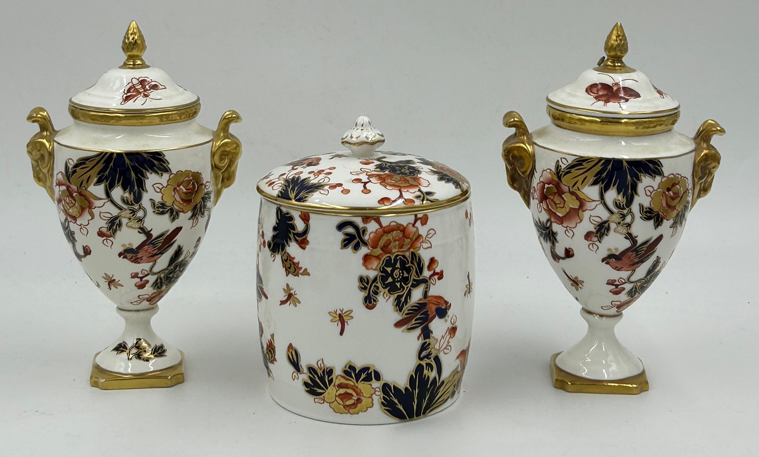 Coalport 'Hong Kong' pattern comprising two lidded vases 18cm h, a lidded barrel 14cm h, 12 coffee - Bild 3 aus 3