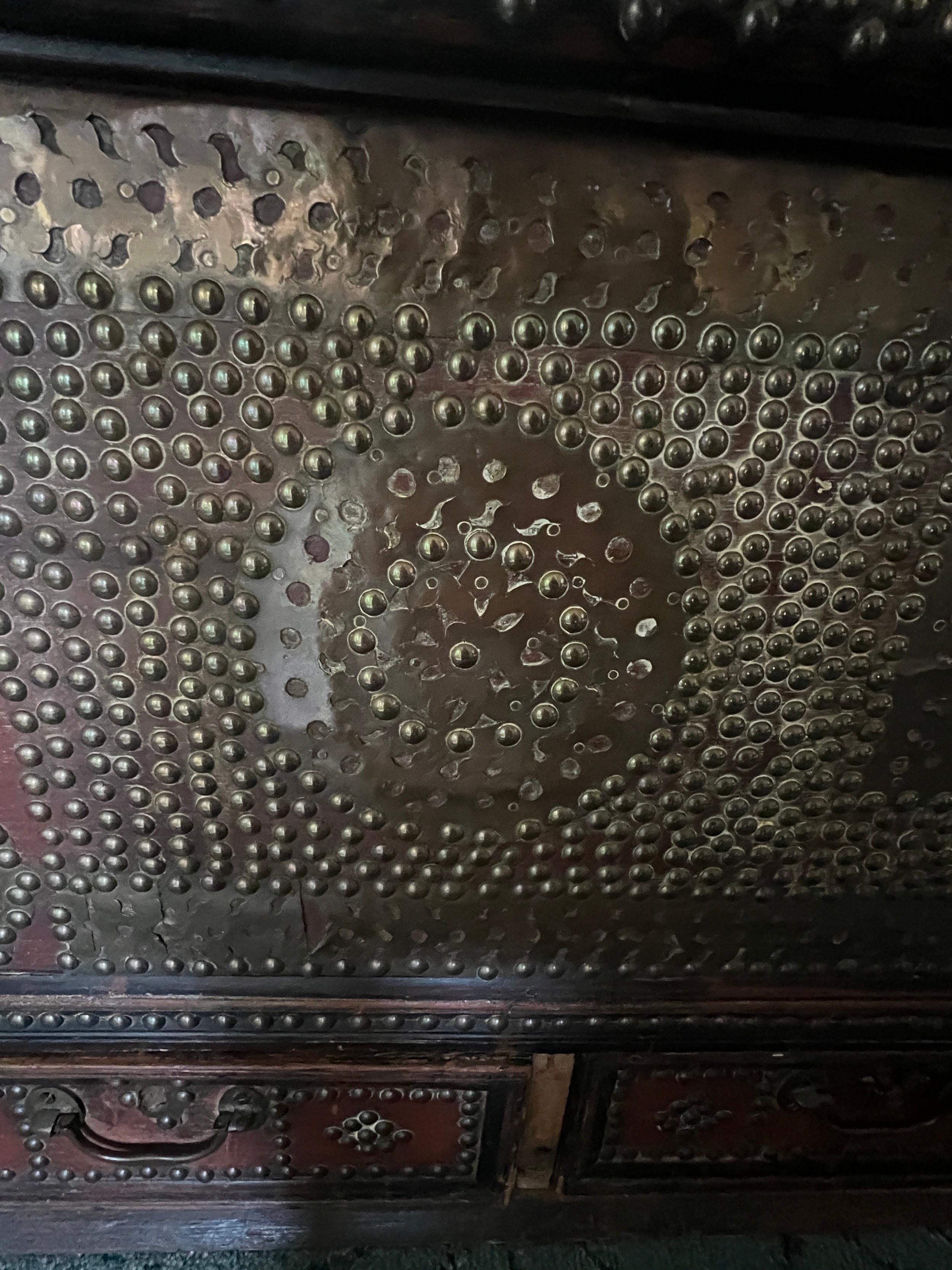 A 19thC Middle Eastern brass studded blanket box with interior candle box and three drawers to base. - Bild 4 aus 7