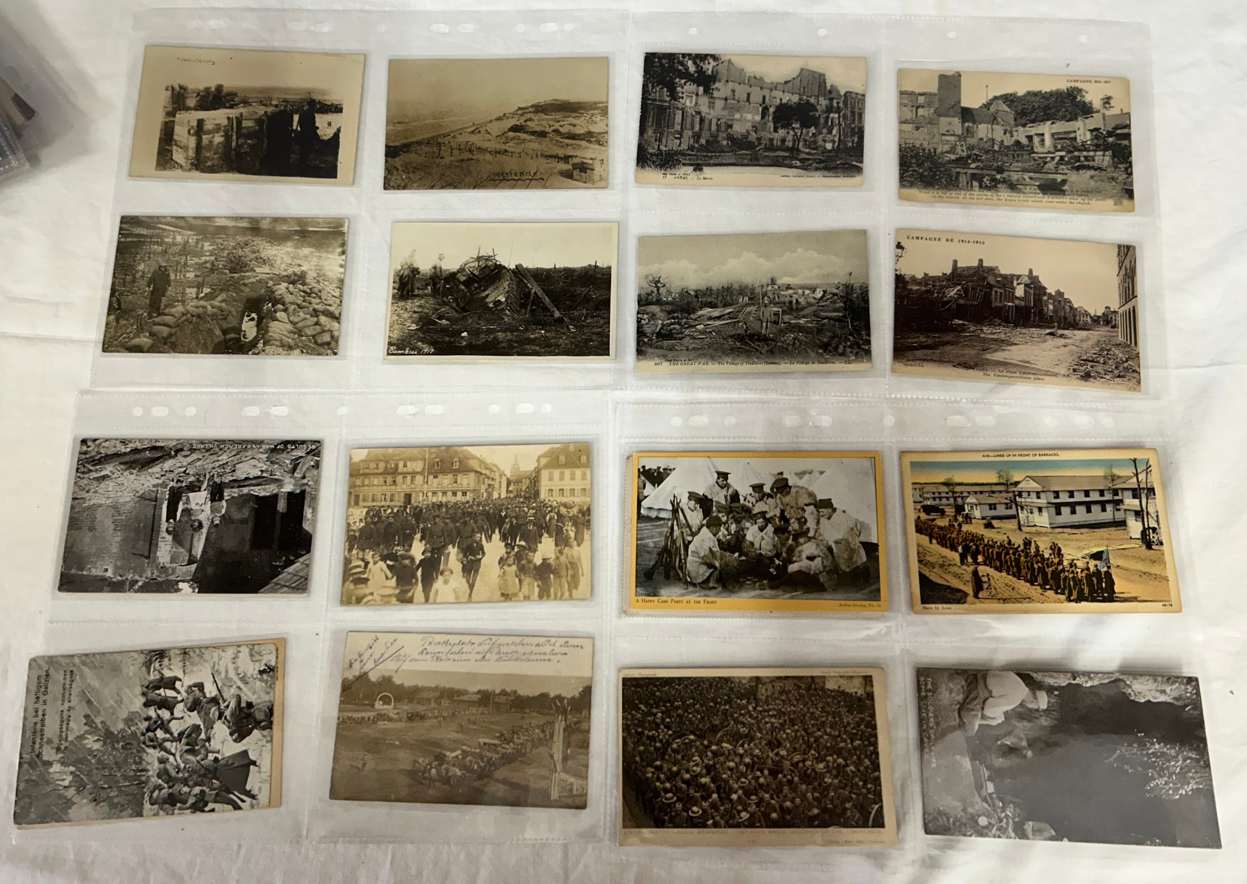 A Large collection of 300+ Military postcards mainly relating to WW1, depicting P.O.W camps, the - Bild 6 aus 7