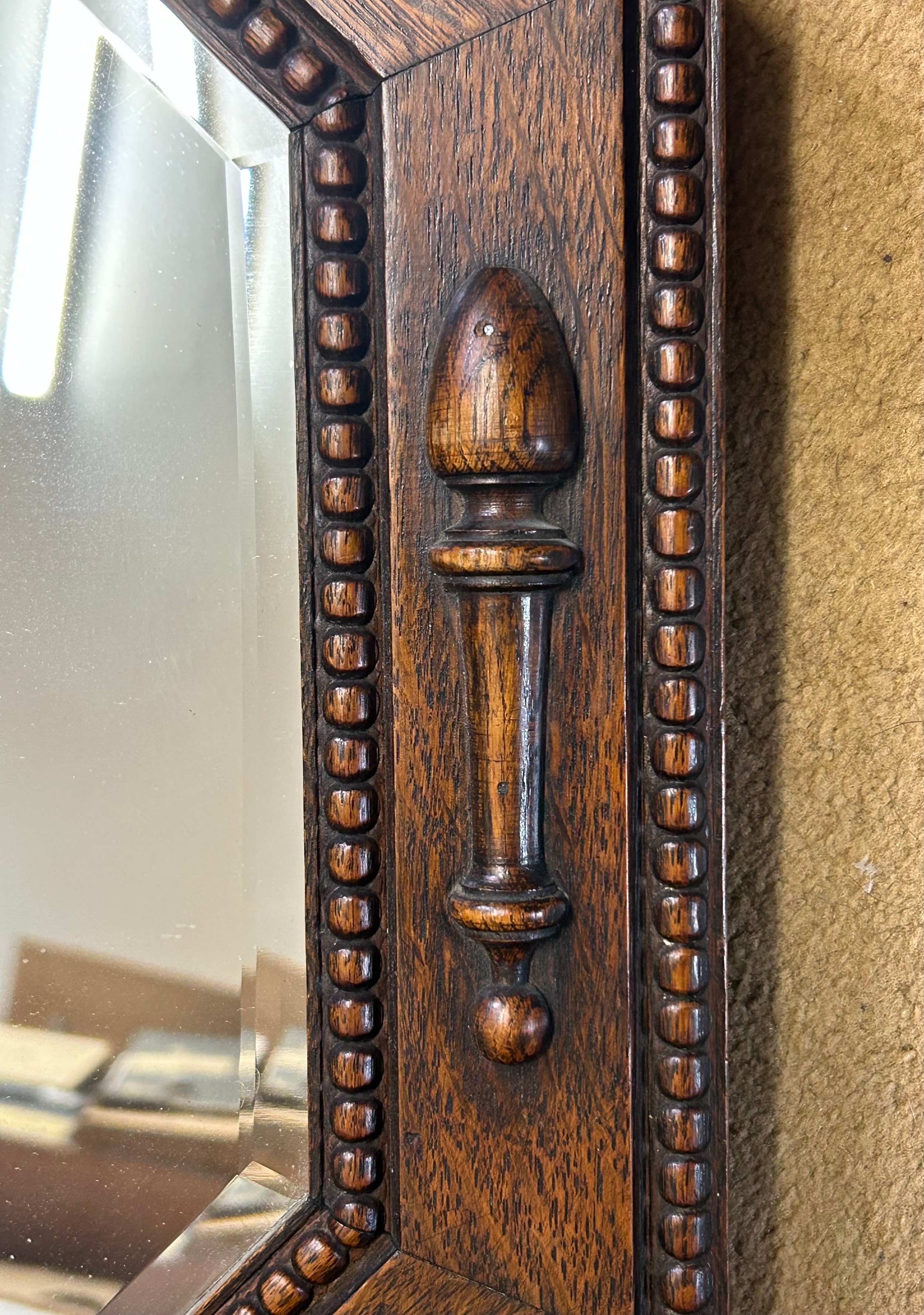 Two vintage oak wall mirrors with bevelled glass. Largest 70 x 46cm and smallest 54 x 44cm. - Bild 8 aus 10