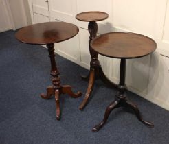 A mahogany candle stand or wine table, circular top turned column on outswept tripod legs 27cm,