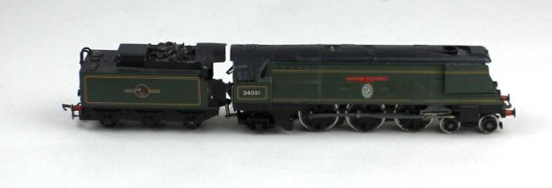 A Wrenn OO gauge model railway W2265 steam locomotive in BR green livery 'Winston Churchill', boxed