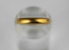 A 22ct gold plain wedding ring Birmingham 1939, ring size N ½ 9g