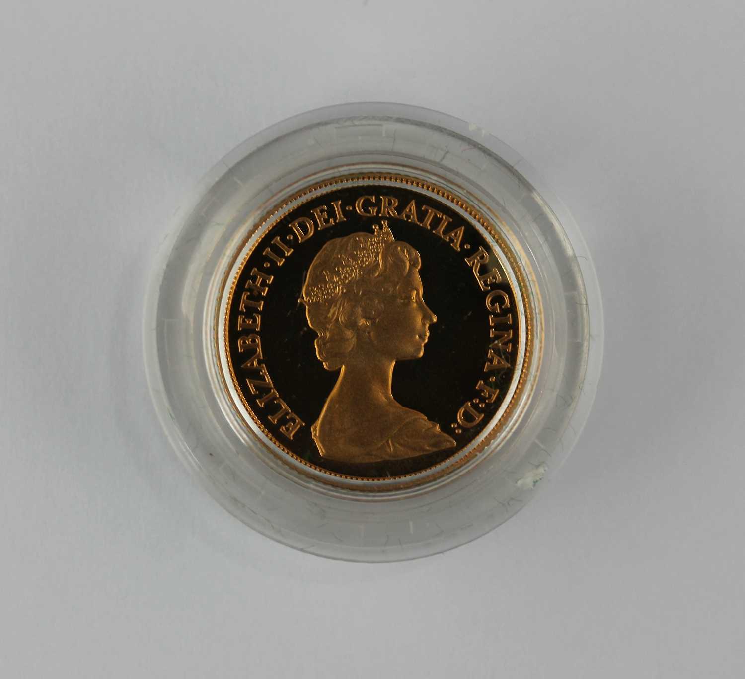 An Elizabeth II proof sovereign 1980, with paperwork and case - Image 2 of 2