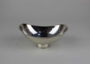 A Swedish silver plated bowl of curved rectangular form on circular foot, marked 'CGH IMA ALP', 15.