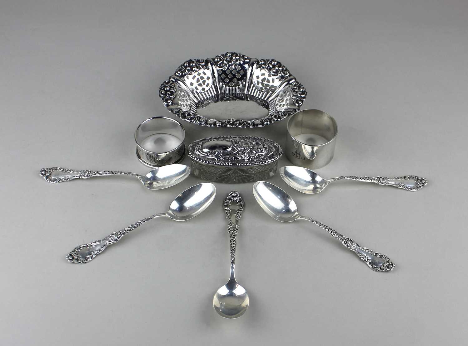 A collection of small silver items, comprising a set of 5 American Sterling silver spoons by Charles