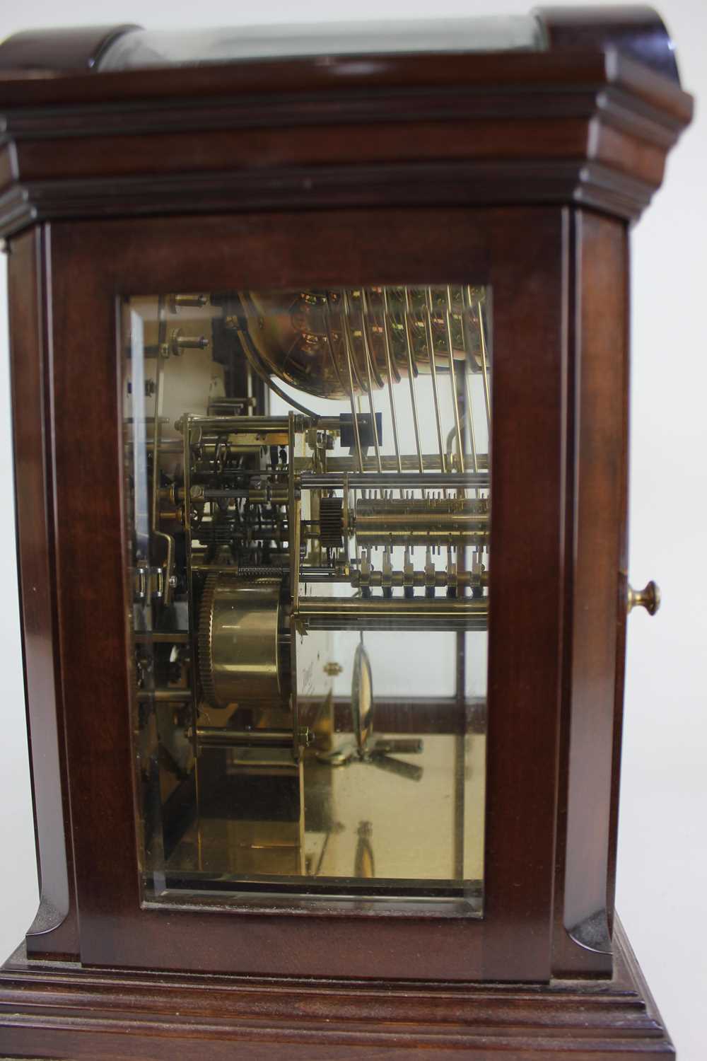 A Kieninger mahogany mantle clock with moon phases, seconds dial, calendar aperture with eight - Image 4 of 6