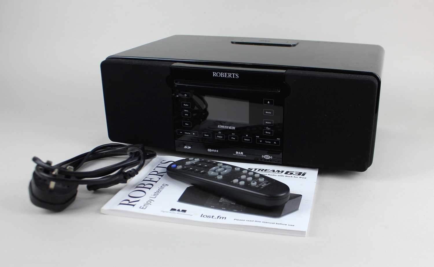 A Roberts Stream 63i CD/DAB/FM RDS/Wi Fi Internet Radio with instruction booklet and remote control