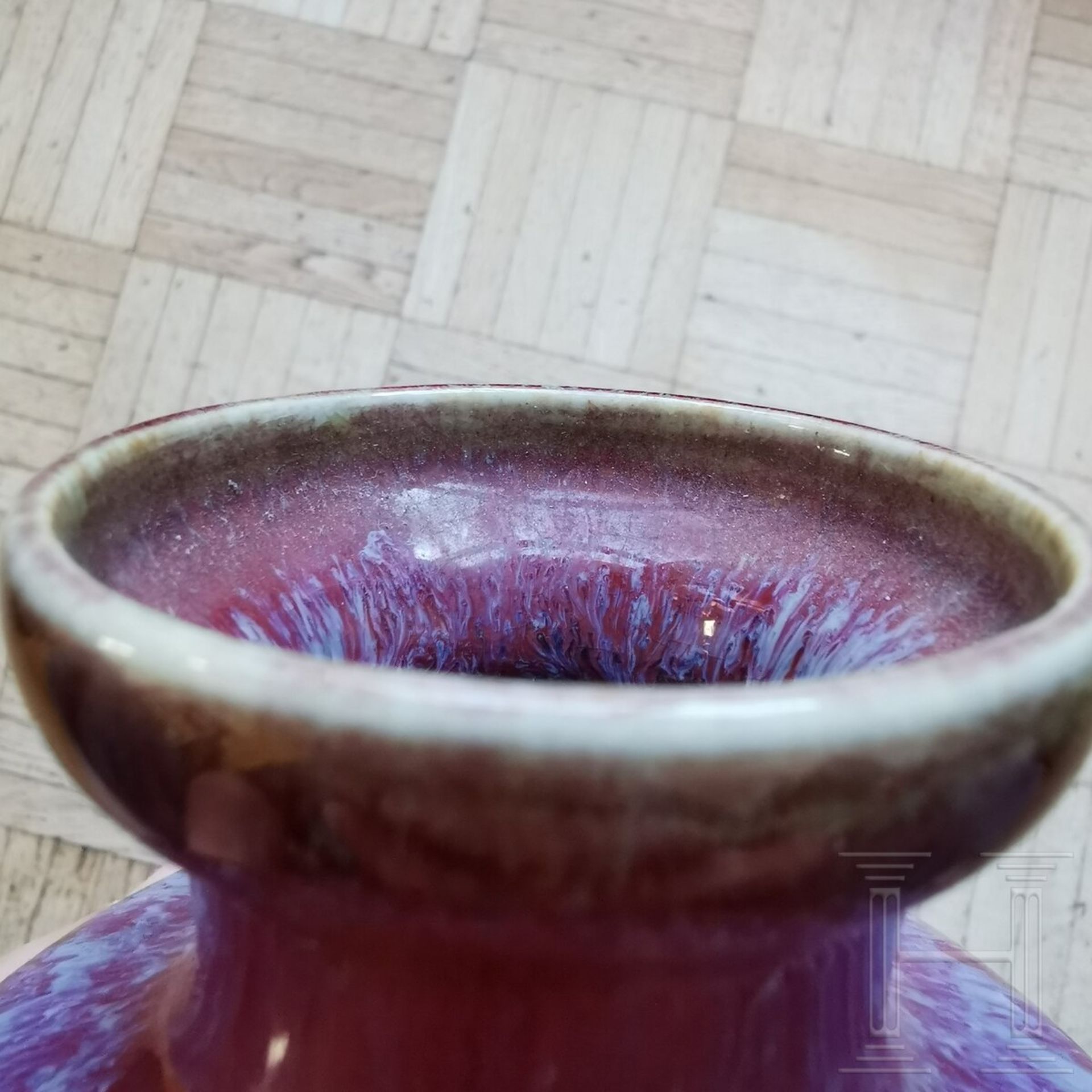 Vase mit Flambé-Glasur und Qianlong-Sechszeichenmarke, China, 18./19. Jhdt. - Image 9 of 11
