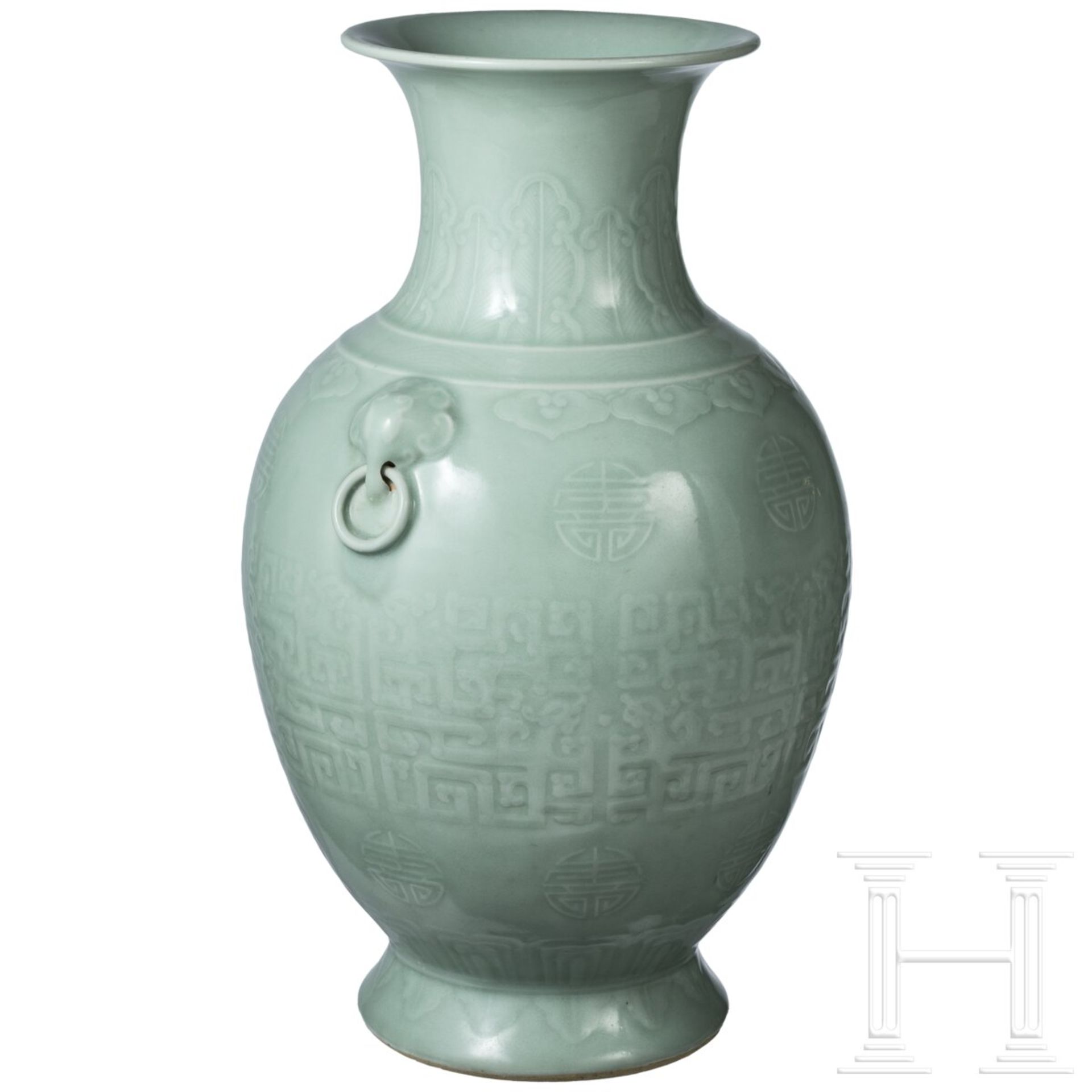 Große Seladon-Vase, China, wohl 19. Jhdt.