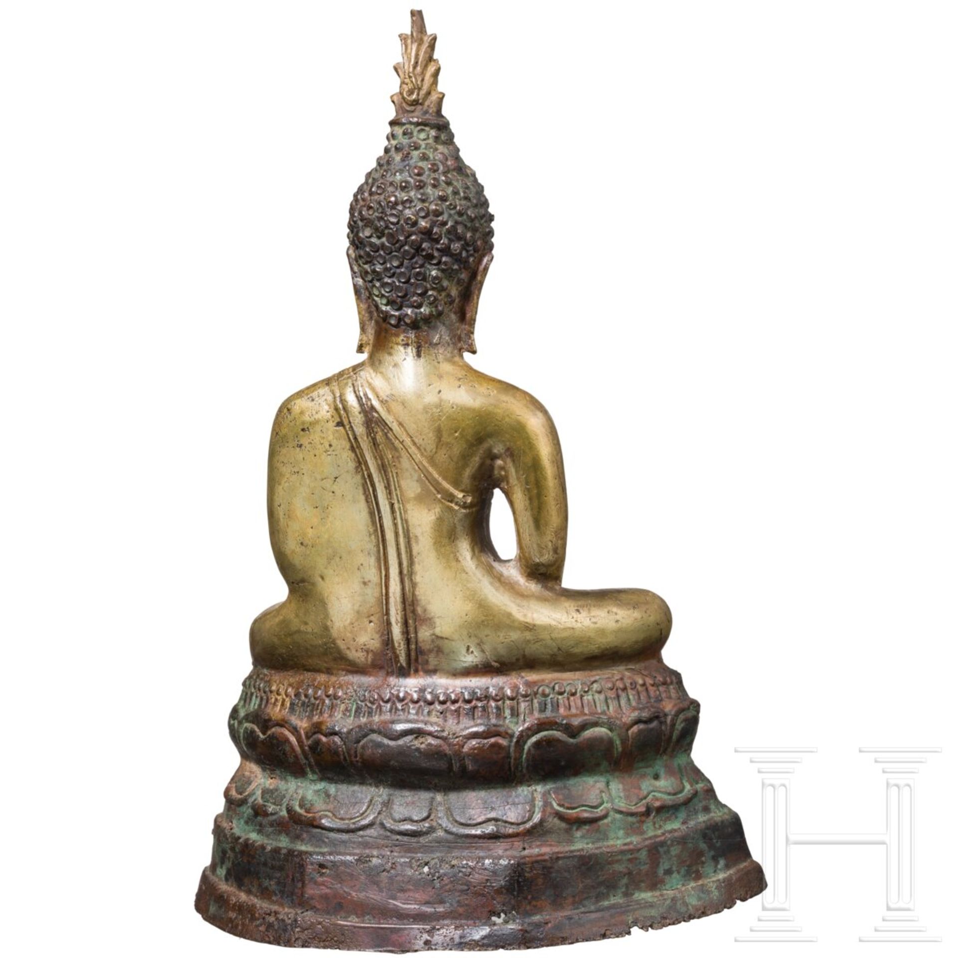 Shakyamuni in Dhyana-Mudra aus vergoldeter Bronze, Thailand, Lan-Na-Königreich, 15./16. Jhdt. - Image 3 of 5