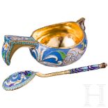 Cloisonné-Emaille-Kowsch und Teelöffel, Russland, neuzeitlich