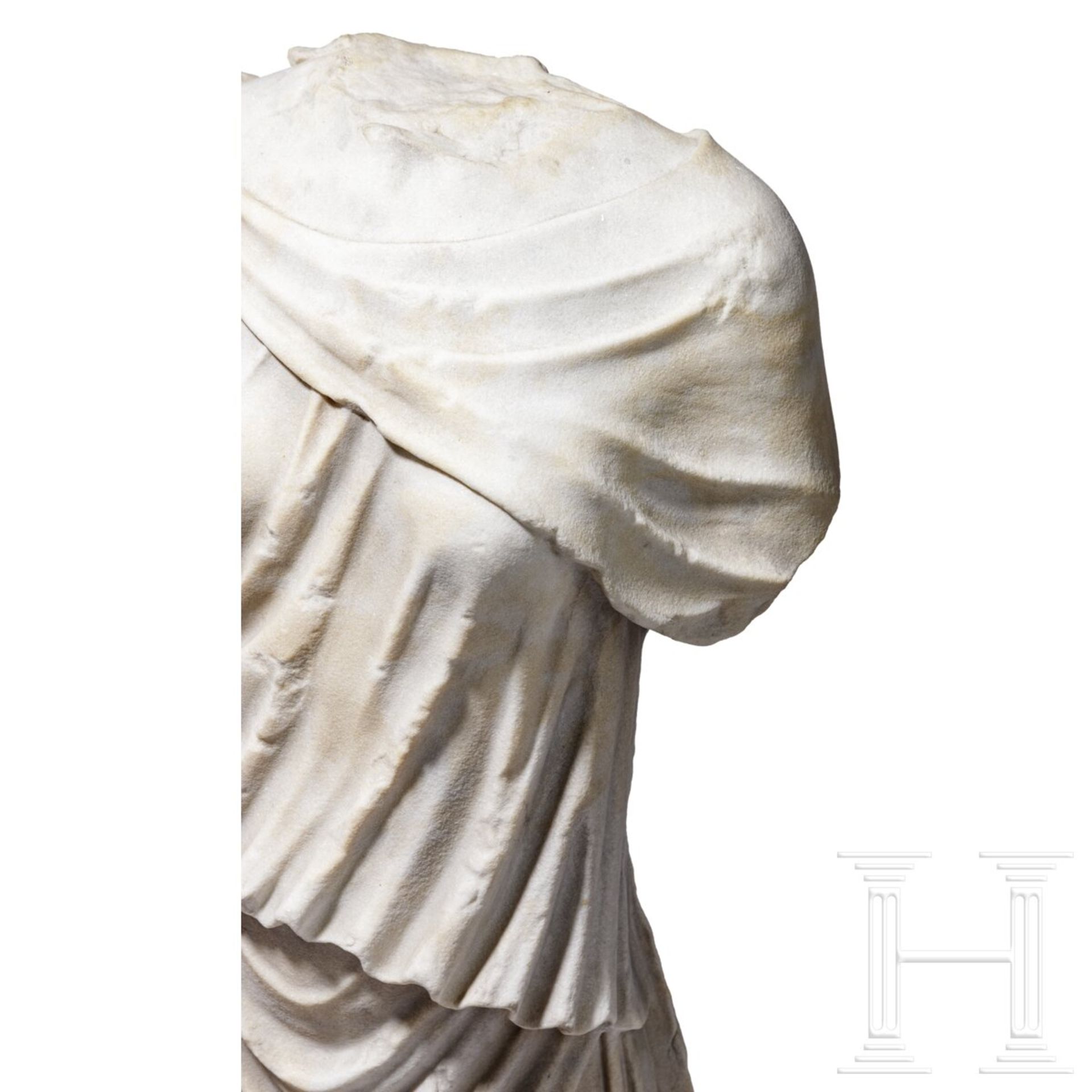 Klassizistischer Marmortorso nach dem Vorbild einer antiken Artemis-Statue, um 1800 - frühes 19. Jhd - Bild 6 aus 7