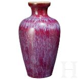 Vase mit Flambé-Glasur und Qianlong-Sechszeichenmarke, China, 18./19. Jhdt.