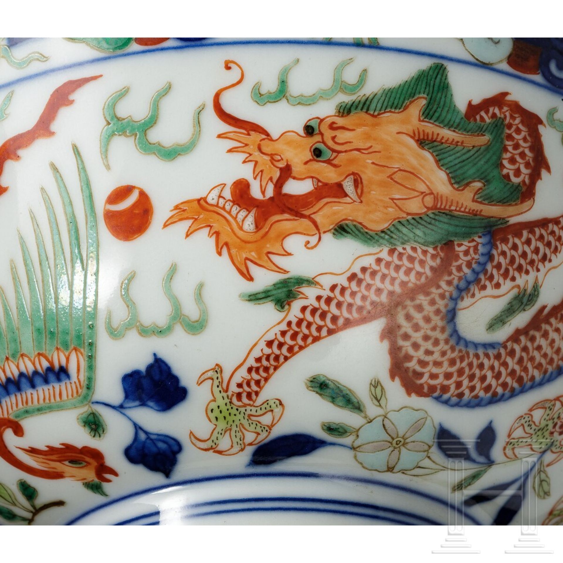 Doucai-Drachenschale mit Kangxi-Marke, wohl aus dieser Epoche - Bild 8 aus 20