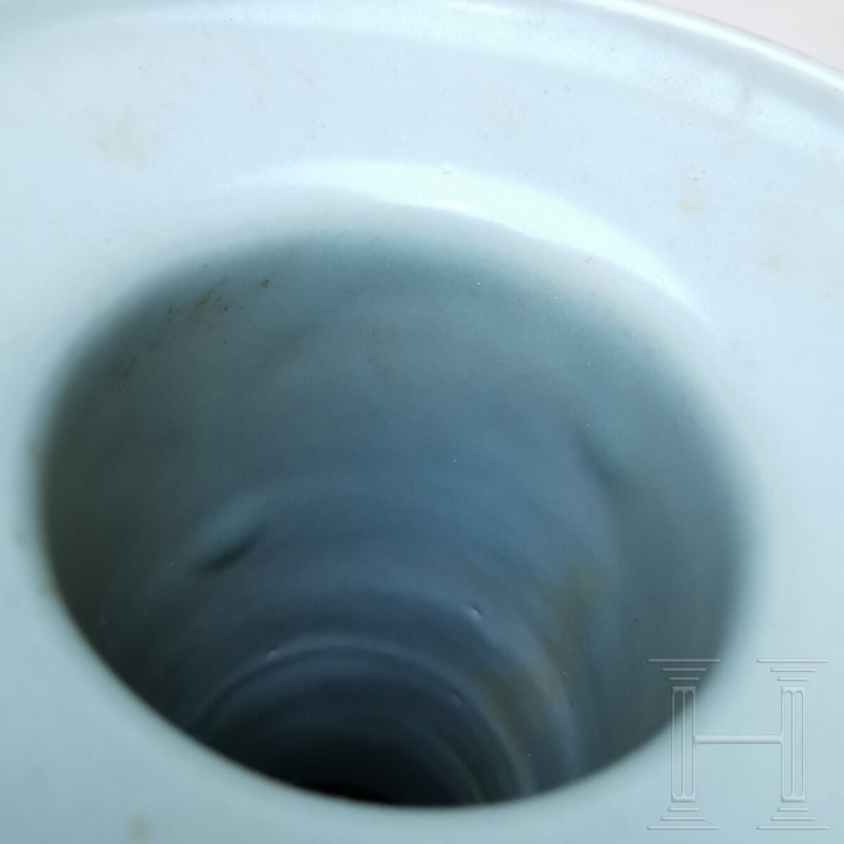 Longquan-Seladon-Mallet-Vase "Kinuta", China, wohl südliche Song-Dynastie - Image 11 of 15