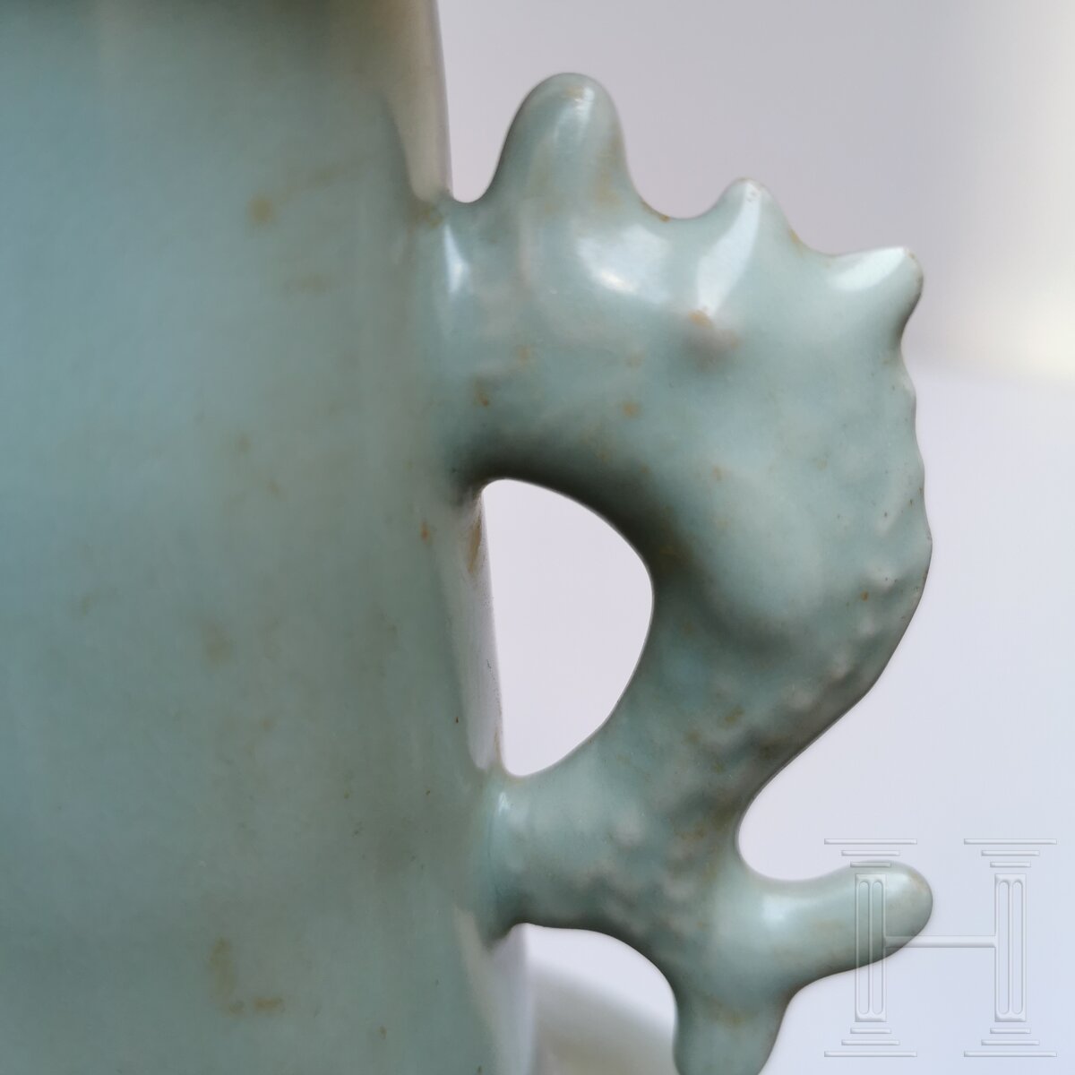 Longquan-Seladon-Mallet-Vase "Kinuta", China, wohl südliche Song-Dynastie - Image 12 of 15