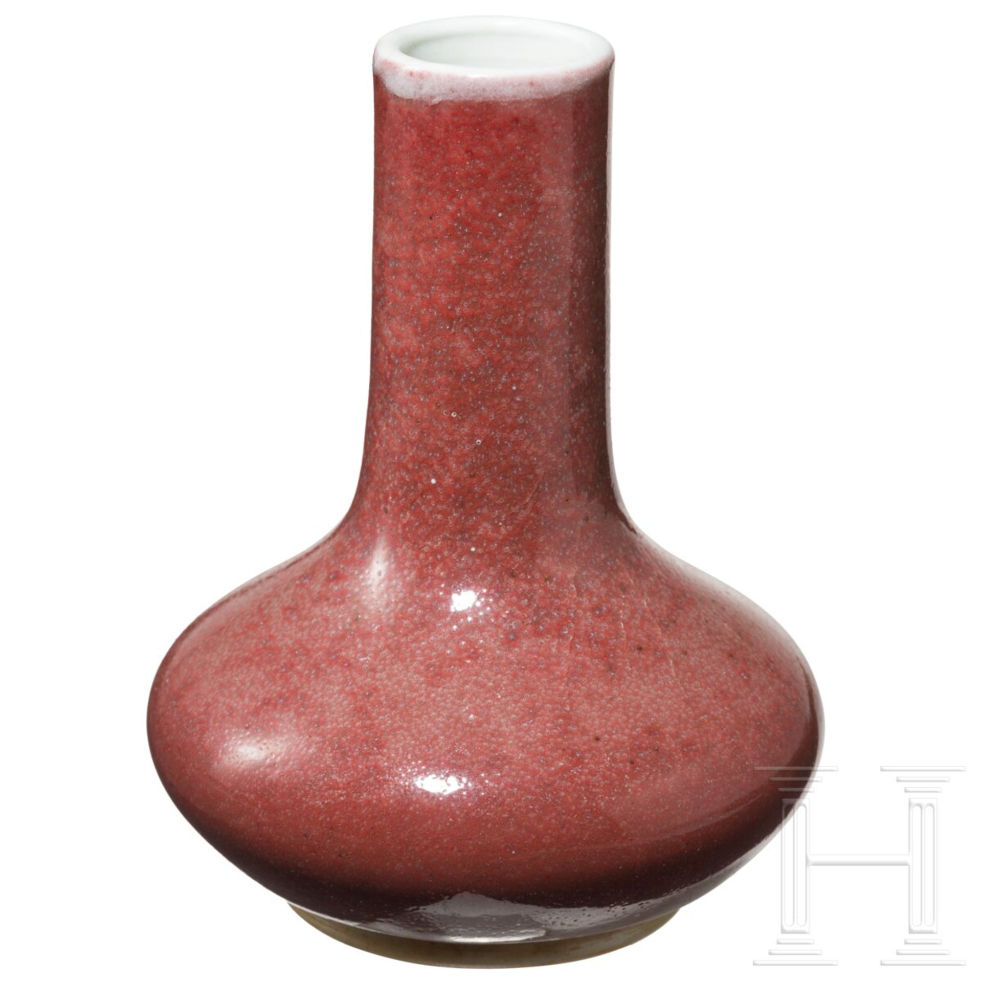 Kleine kupferrot glasierte Vase mit unterglasurblauer Yongzheng-Sechszeichenmarke, 18./19. Jhdt. - Image 2 of 16