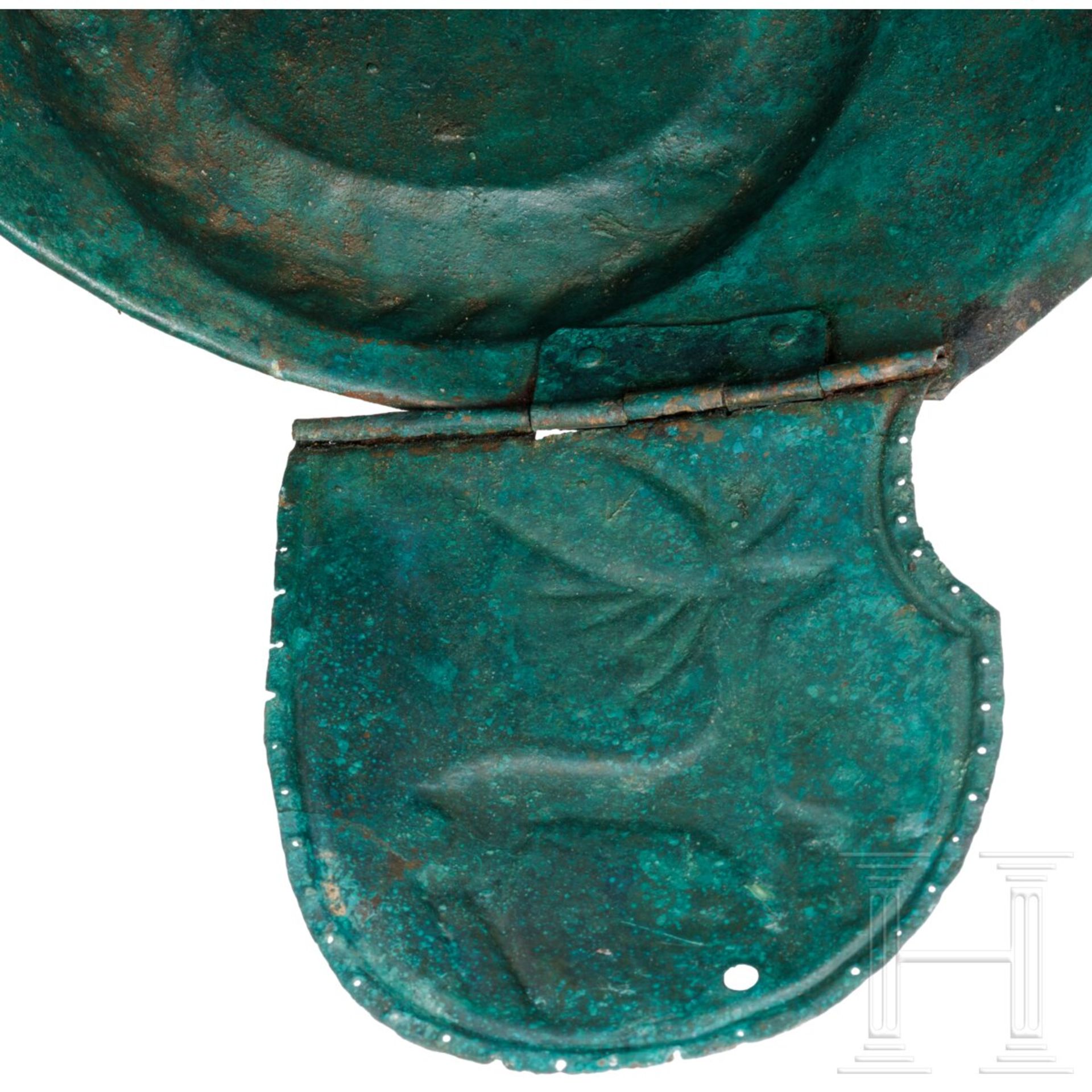 Bronzehelm mit Widderhorndekor, Schwarzmeerraum, 4. Jhdt. v. Chr. - Image 10 of 11