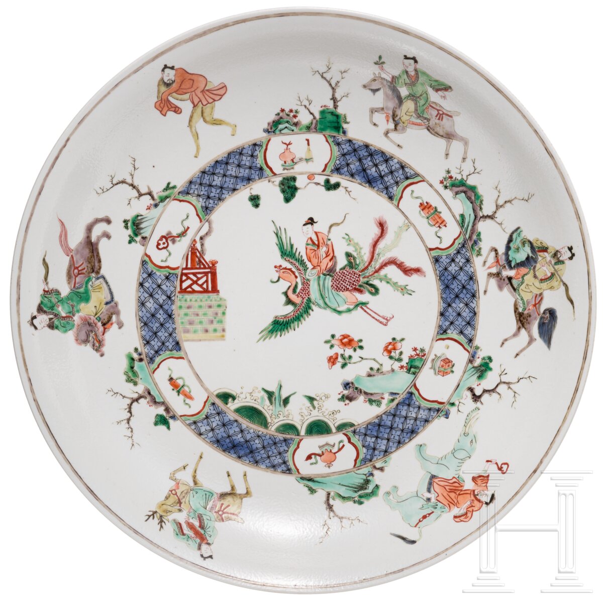 Zwei große Famille-verte-Teller mit figürlichem Dekor, China, wohl Kangxi-Periode (18. Jhdt.) - Image 38 of 41