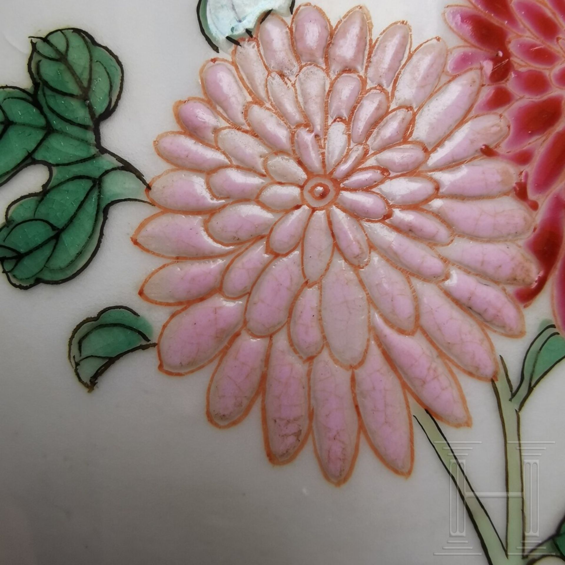 Famille-rose-Meiping-Vase mit Vogel und Blüten, China, wohl Yongzheng-Periode - Bild 7 aus 19