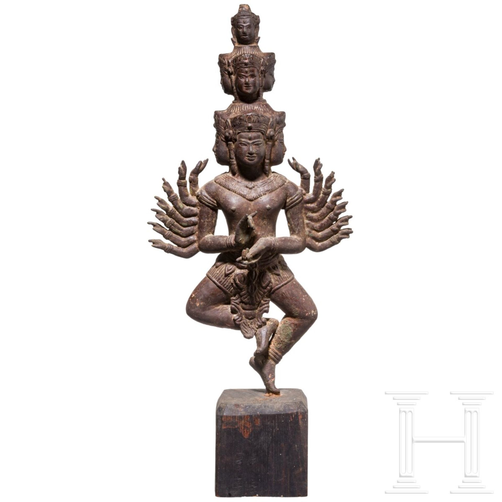 Bronze-Statuette einer tanzenden Hevajra (Ardhaparyanka), Bayon-Stil, Kambodscha, Khmer-Reich, 12. -