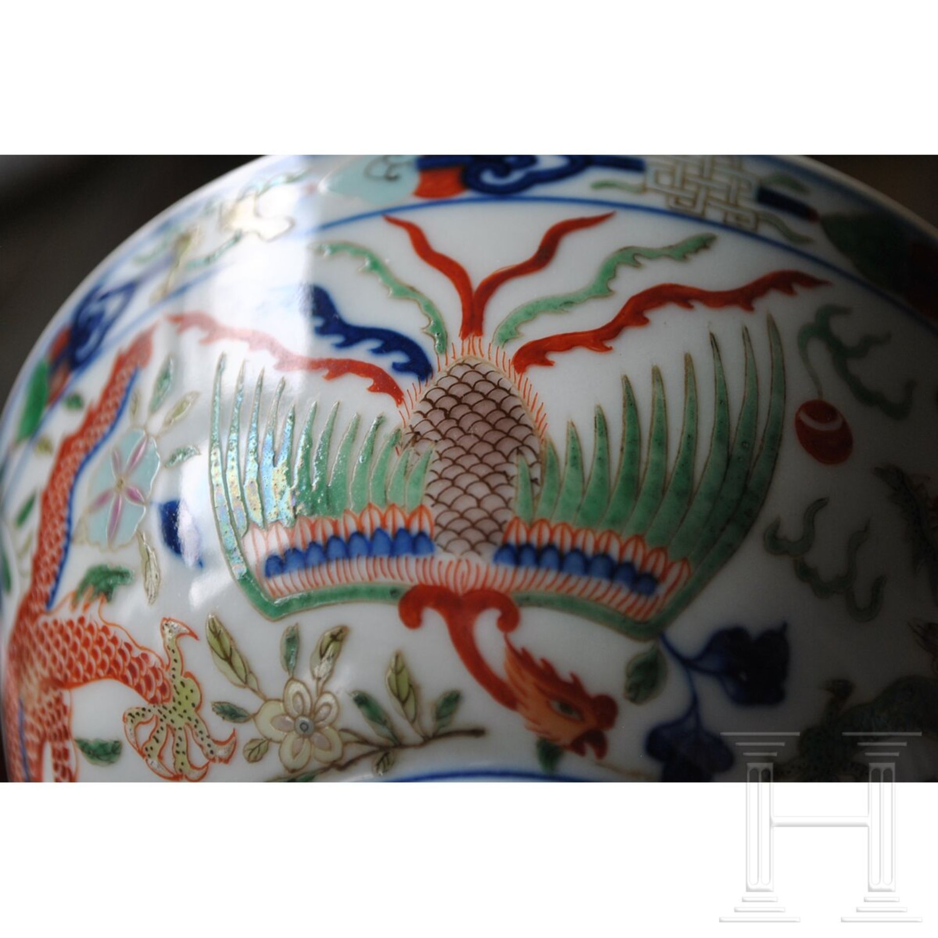 Doucai-Drachenschale mit Kangxi-Marke, wohl aus dieser Epoche - Bild 14 aus 20