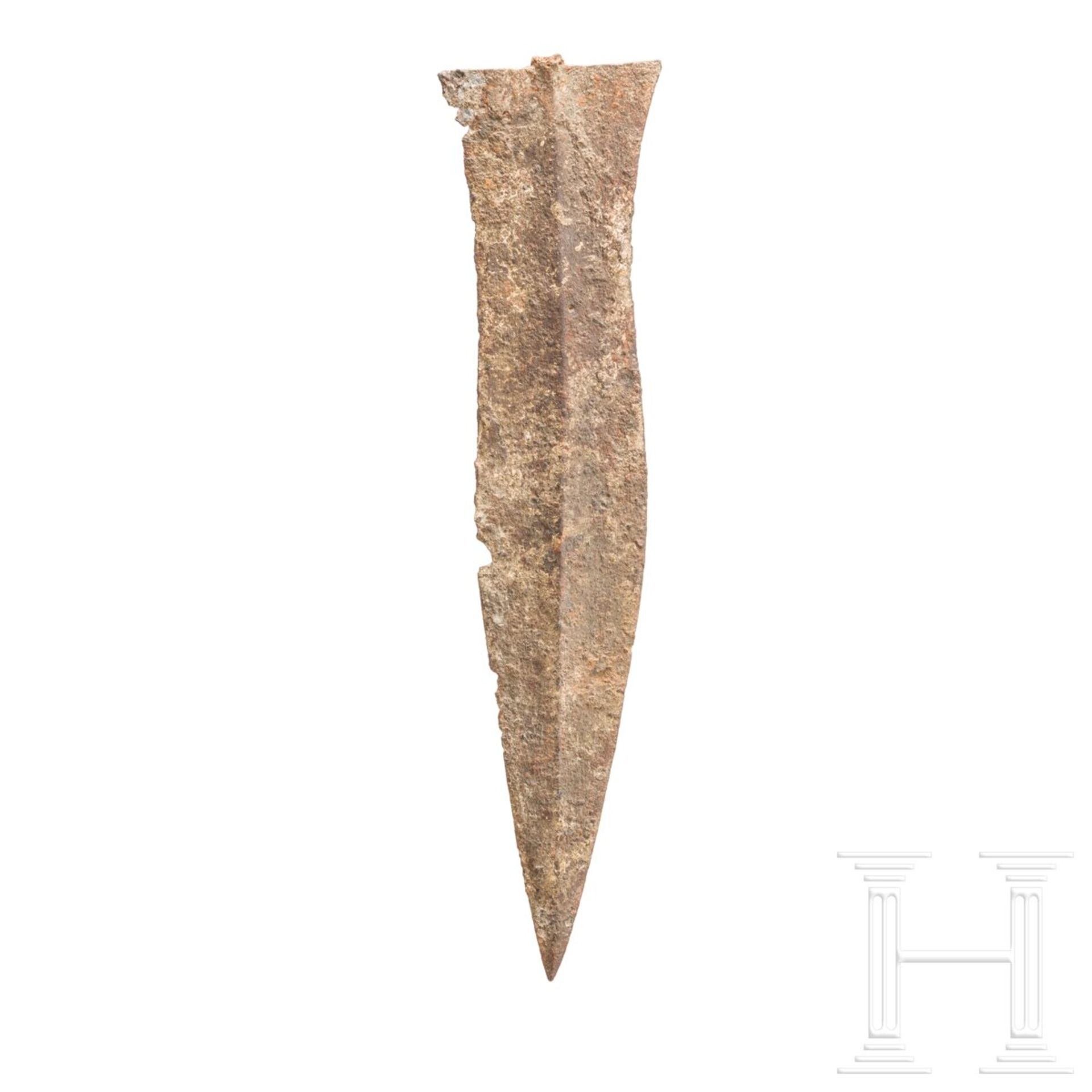 Dolchklinge vom Typ Künzing, römisch, 1. Hälfte - Mitte 3. Jhdt. n. Chr. - Image 2 of 3