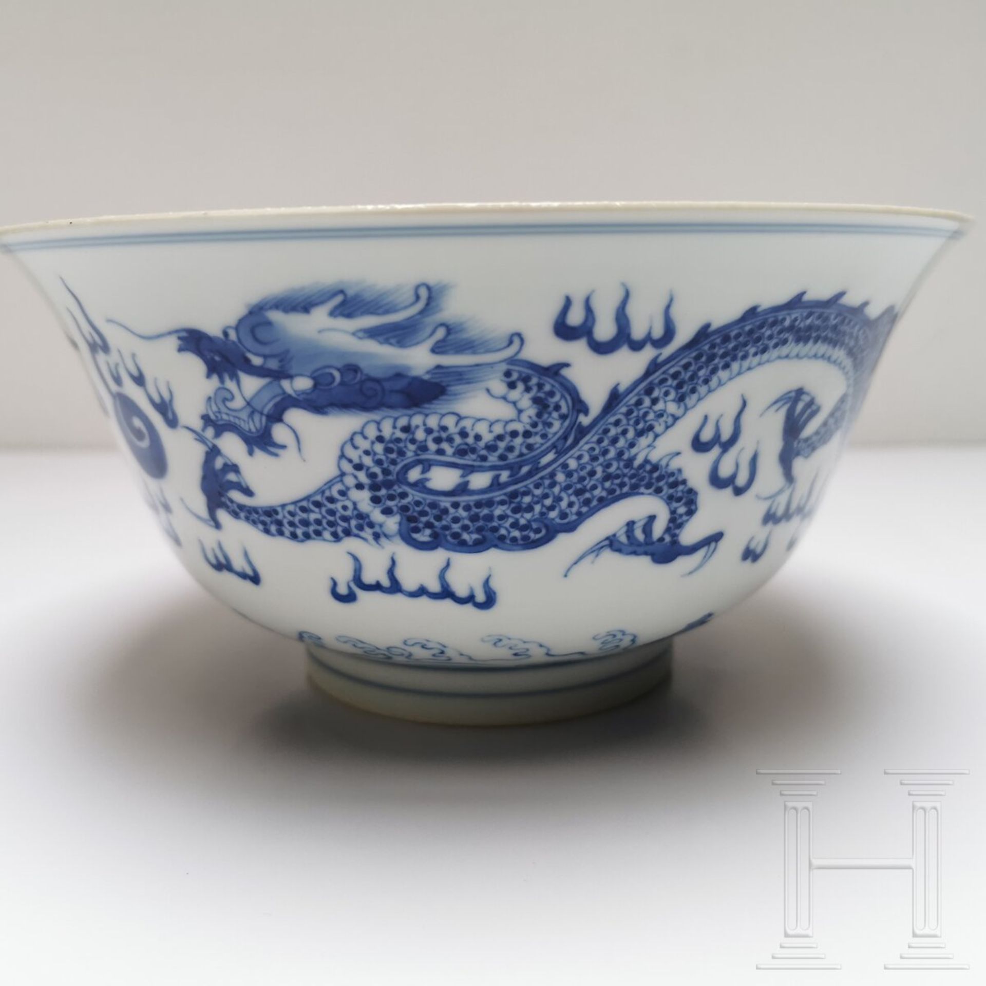 Blau-weiße Schale mit Drachen, China, wohl Kangxi-Periode - Bild 9 aus 9